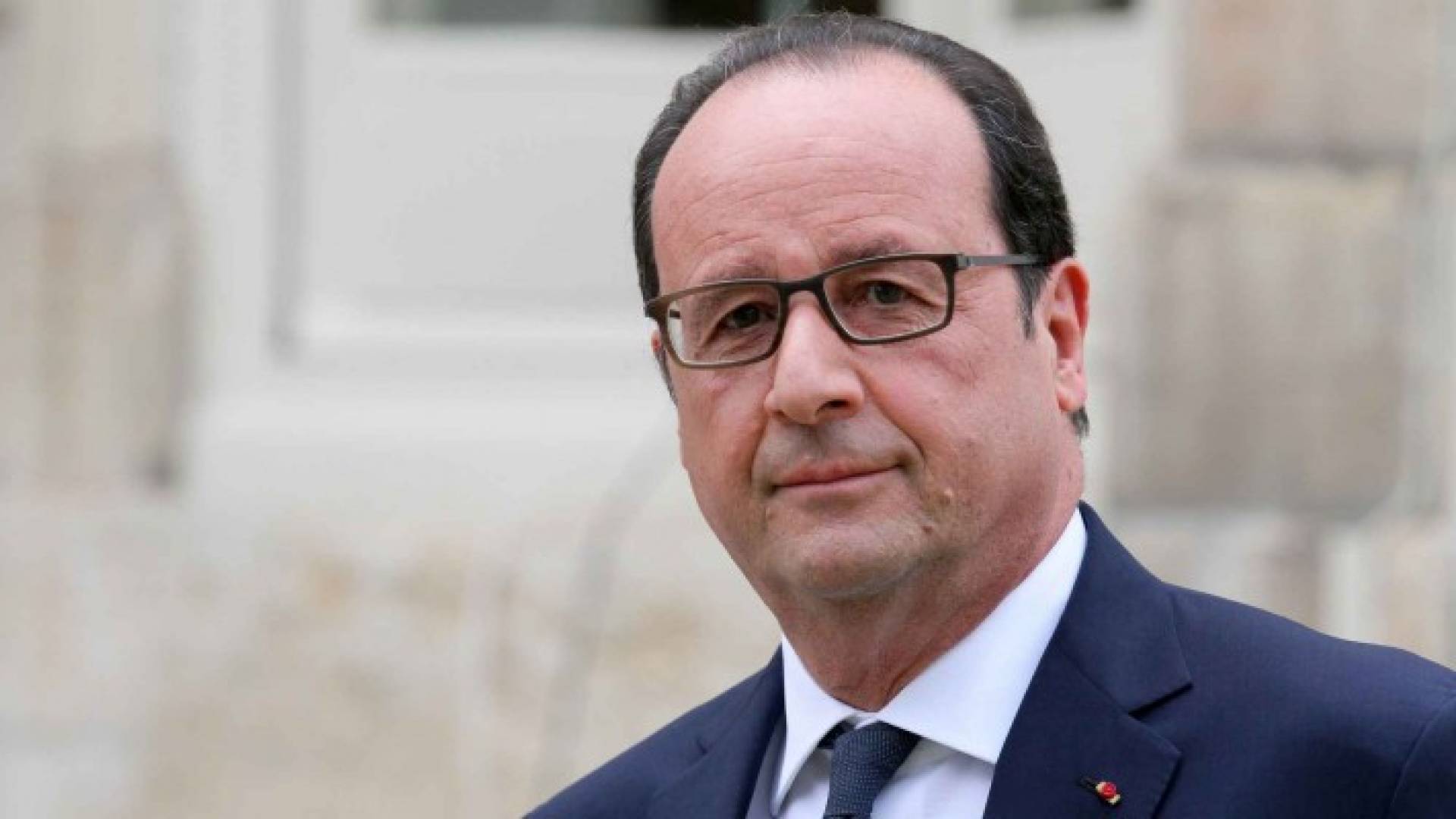 الرئيس الفرنسي فرنسوا هولاند