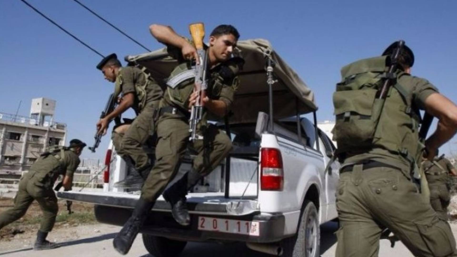 عناصر من امن السلطة الفلسطينية 