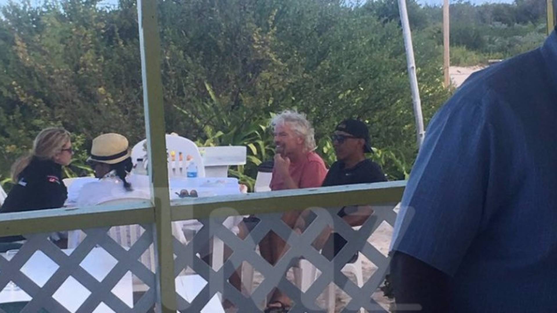 أين يقضي أوباما إجازته بعد نهاية فترته الرئاسية؟ 