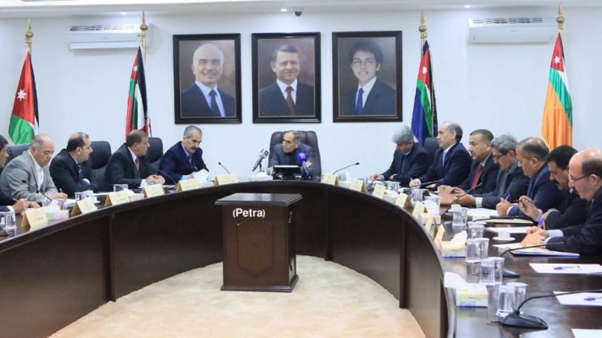من اجتماع وزير الداخلي بمحافظي الميدان