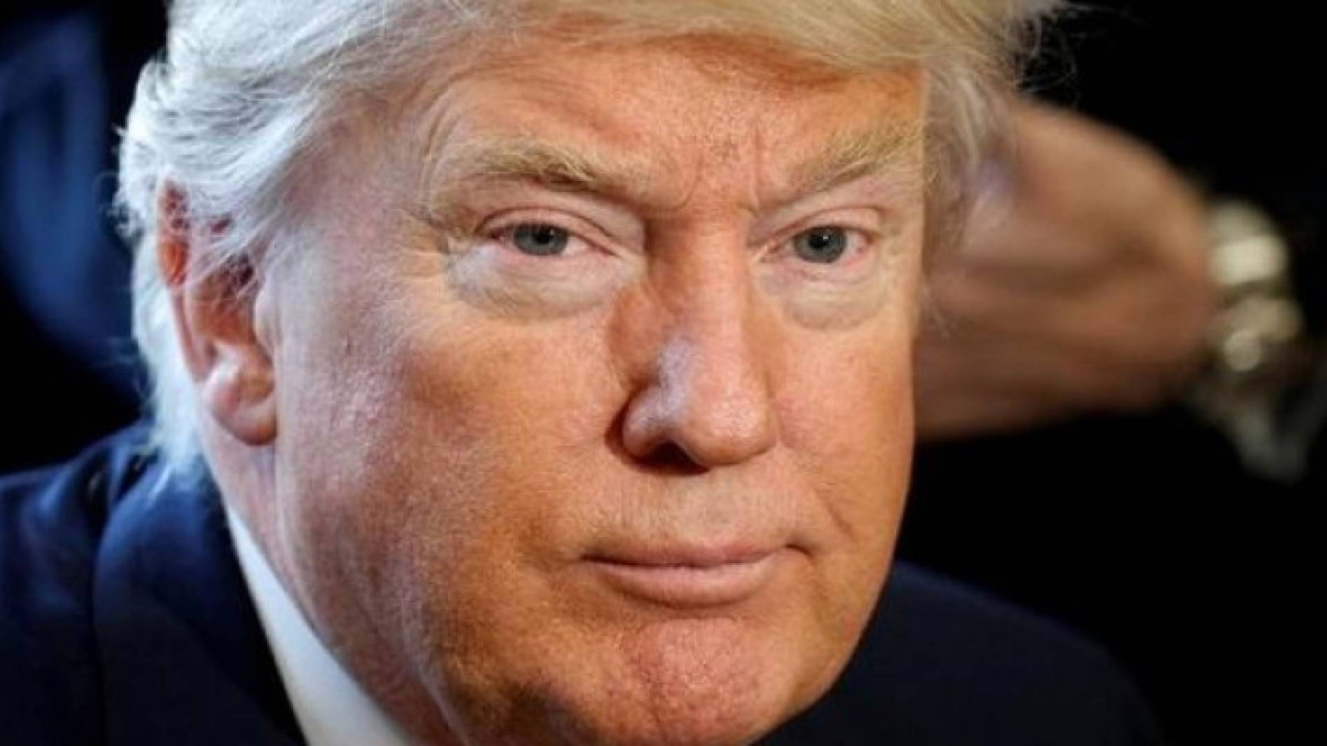 ترامب يتهم القضاء بتعريض أمن أميركا للخطر