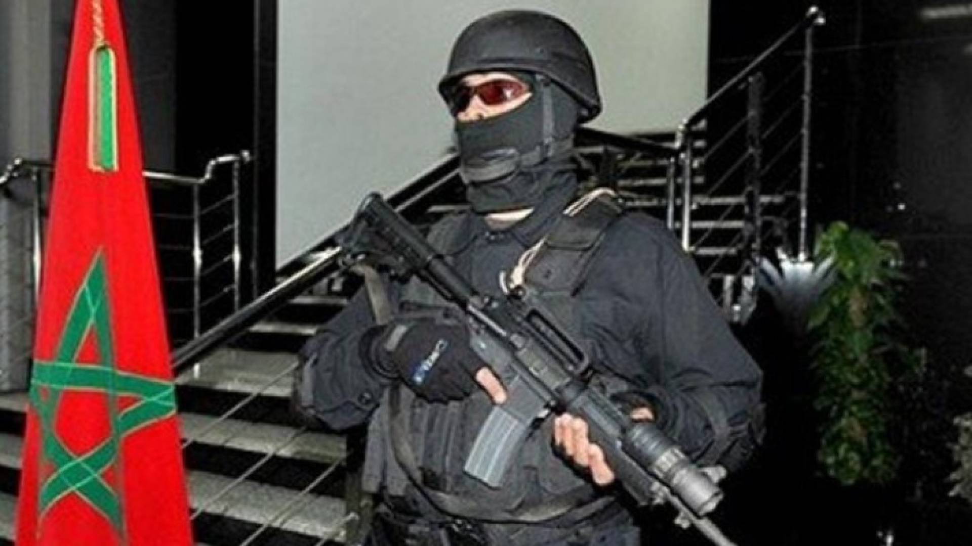  الأمن اعتقل 3 أفراد آخرين بعد تأكد ضلوعهم في المخططات الإرهابية للخلية المفككة يوم 27 يناير الماضي.