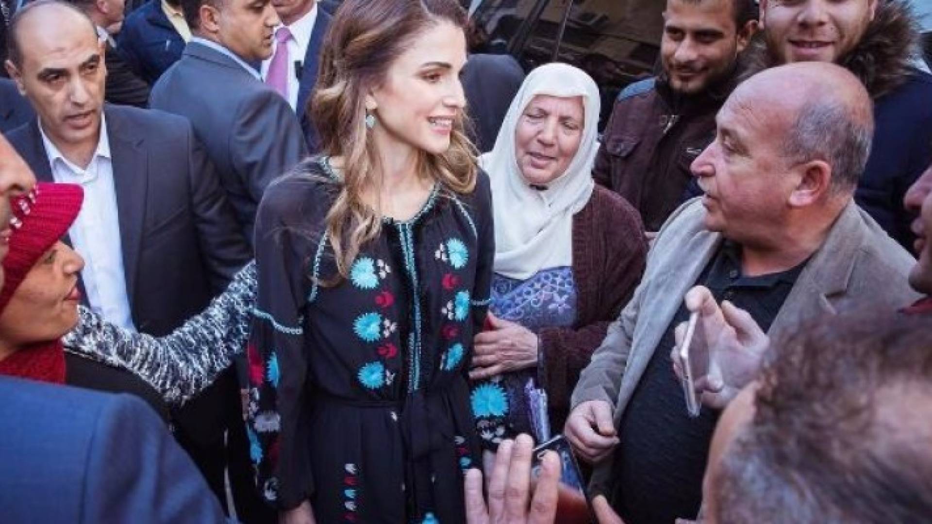 الصورة التي نشرتها جلالة المكلة رانيا على "الانستجرام"