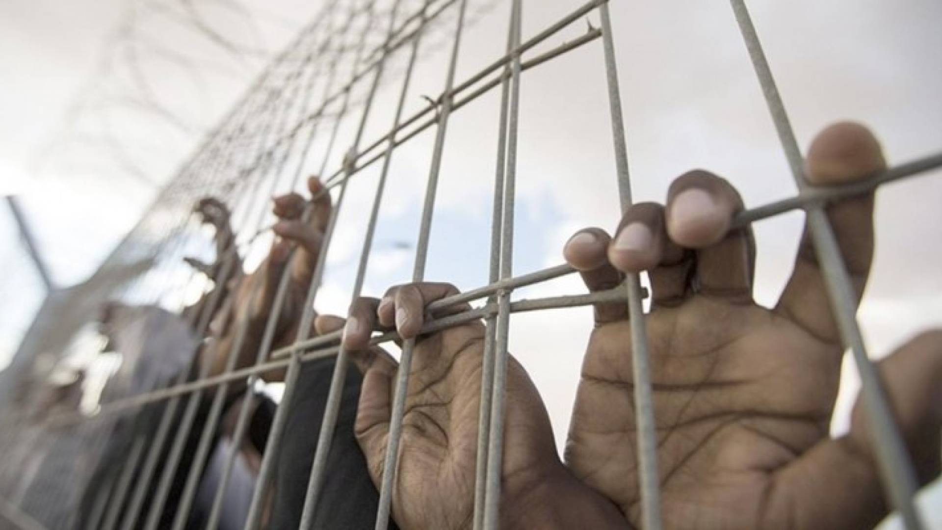  ممثلي الحكومة والمعارضة تبادلوا 112 شخصا بينهم 24 طفلا في بلدة قلعة المضيق- ارشيفية