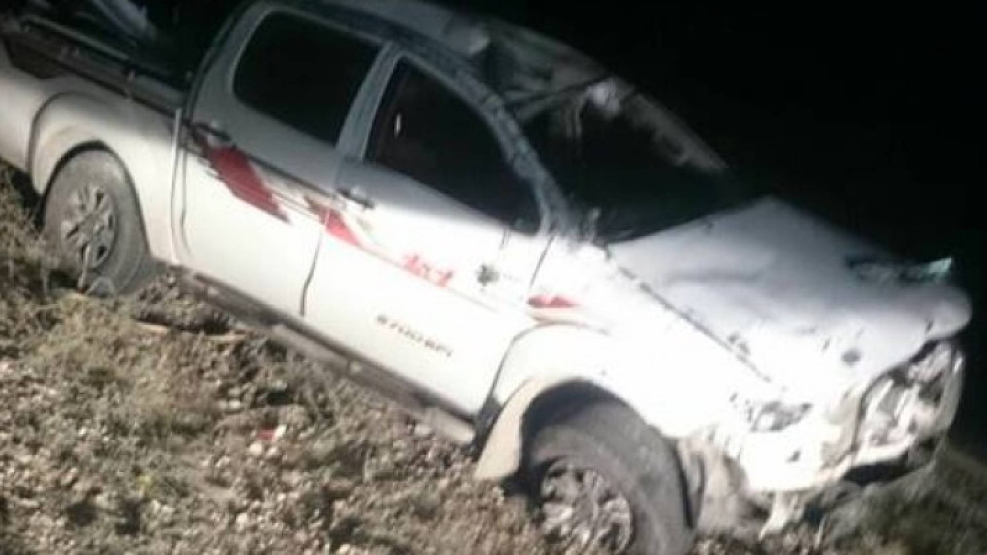 صور حادث تدهور البيك أب