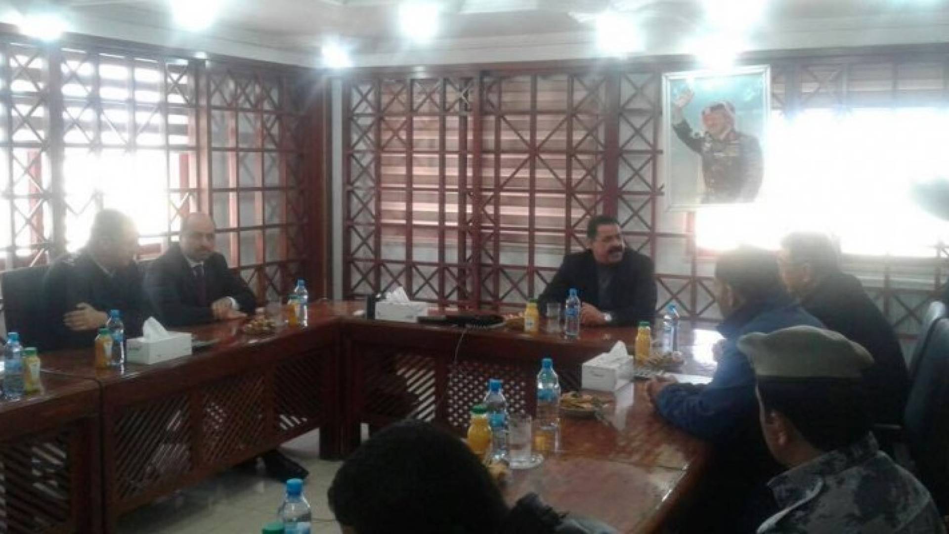 محافظ البلقاء يزور عدد من المنشآت الصناعية في عين الباشا 