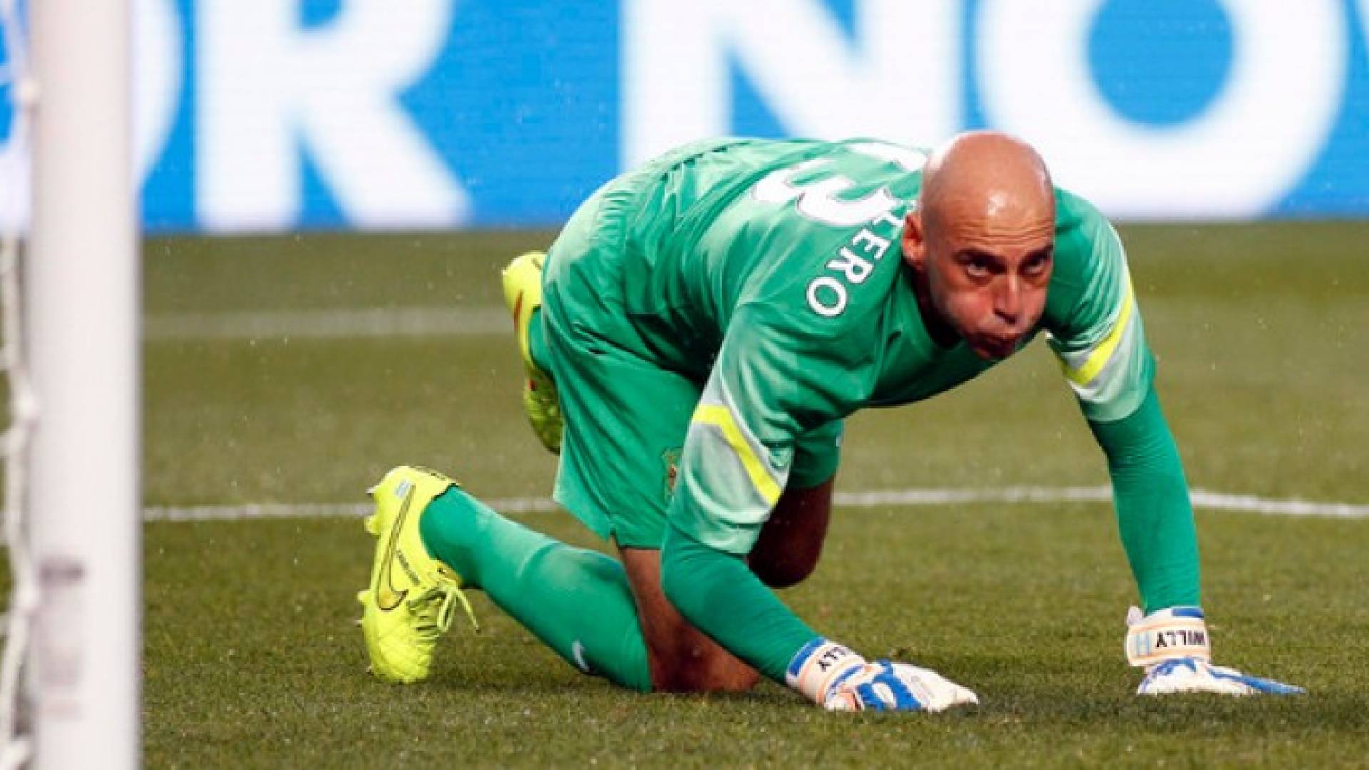 حارس مانشستر سيتي 