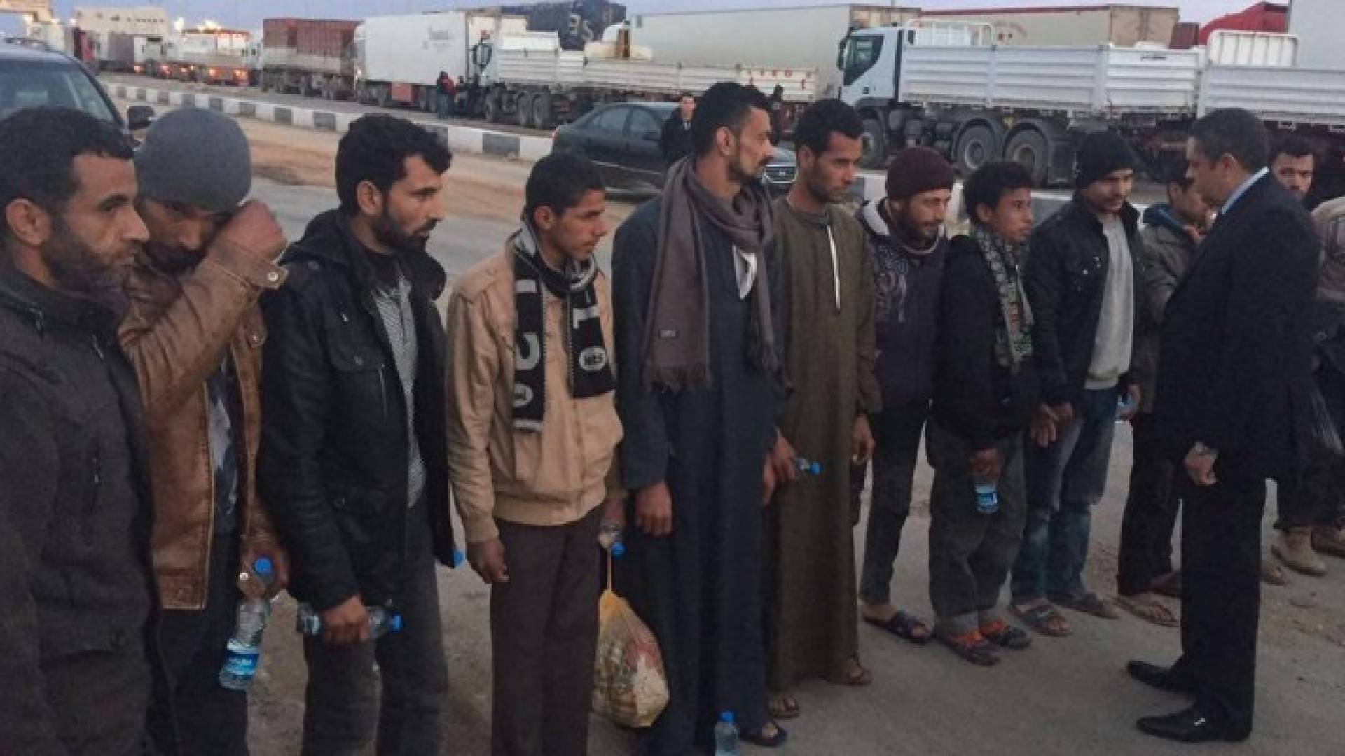 تحرير 13 مصريا مختطفا في ليبيا