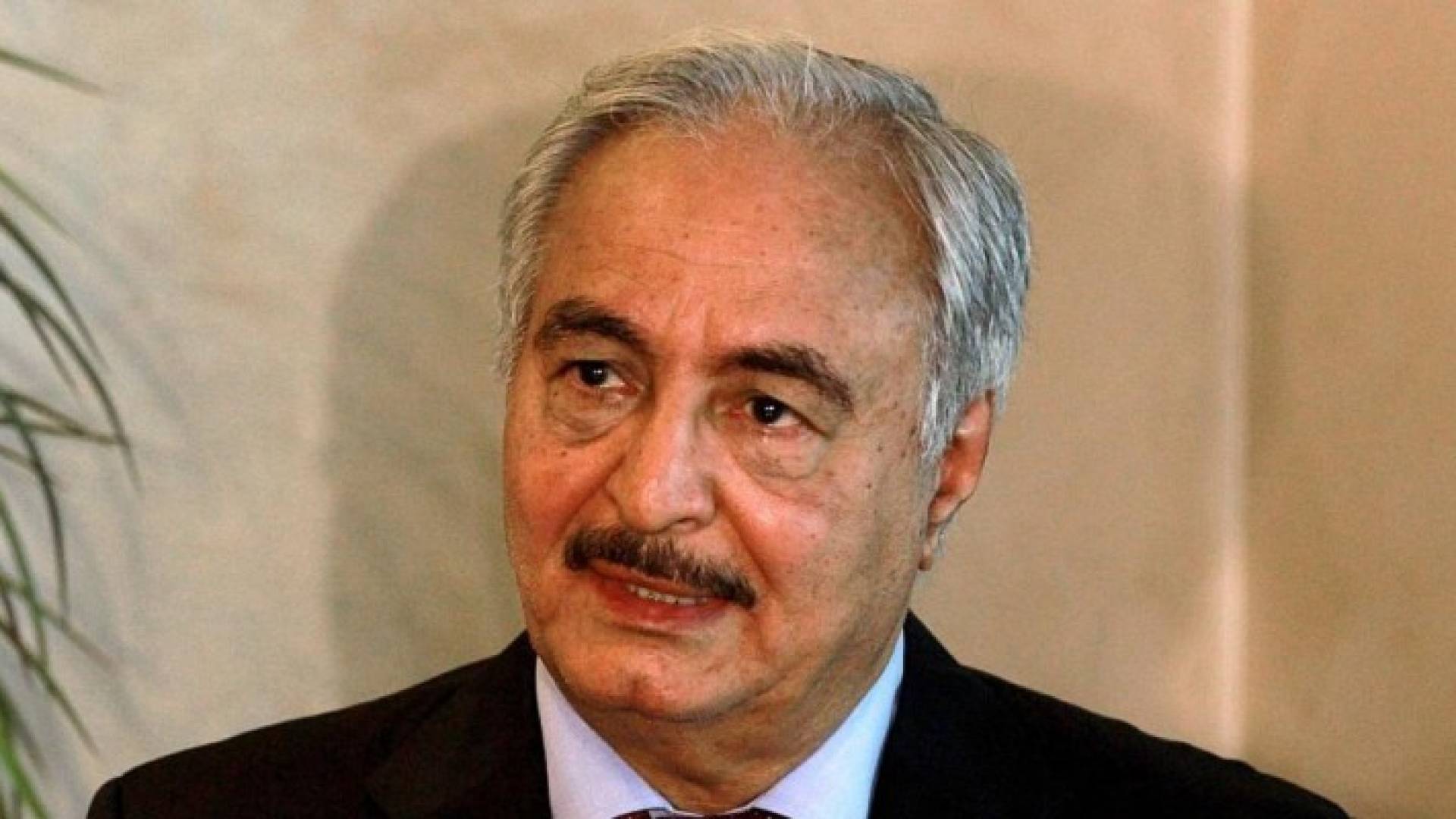 القائد العام للجيش الليبي المشير خليفة حفتر