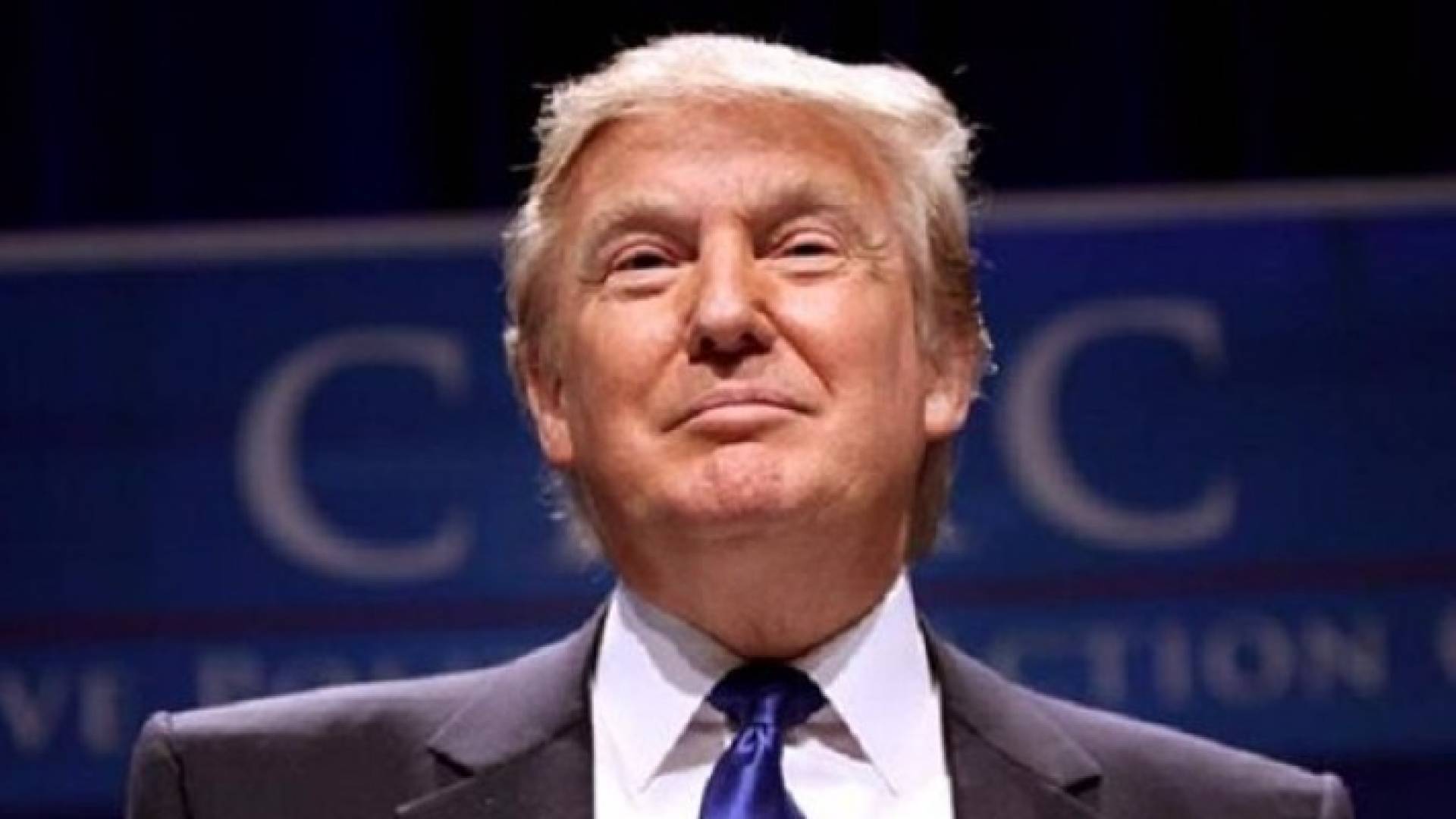 الرئيس الامريكي دونالد ترامب