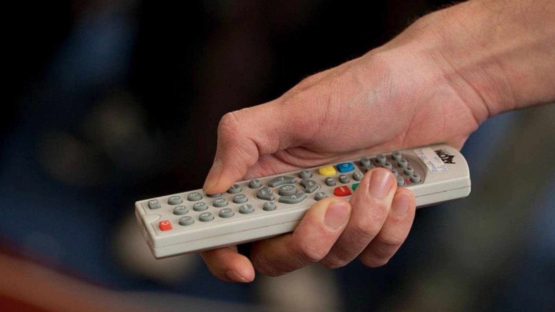 إن ضاع جهاز التحكم فهناك حل ذكي