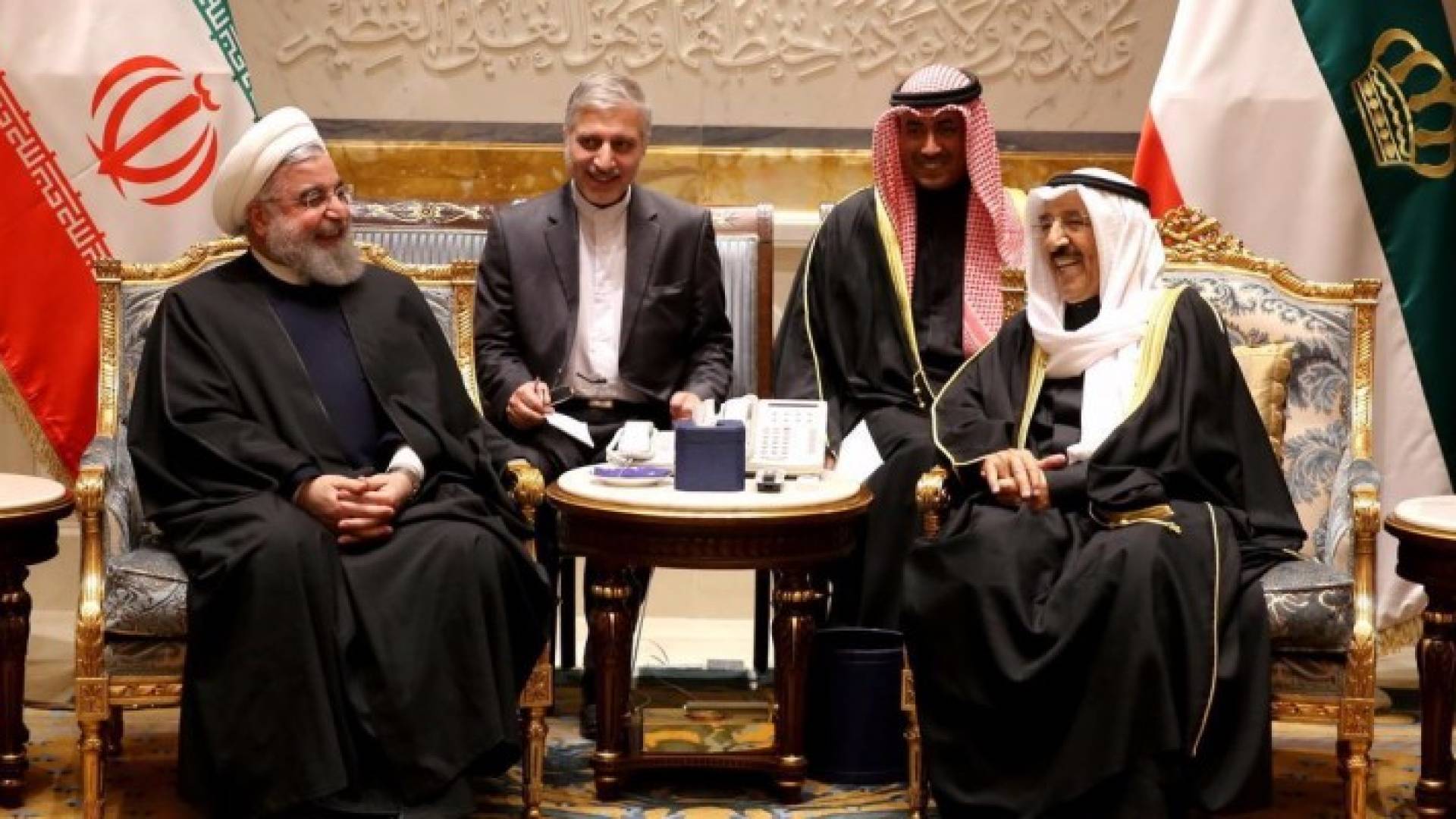 أمير الكويت صباح الأحمد الصباح والرئيس الإيراني حسن روحاني