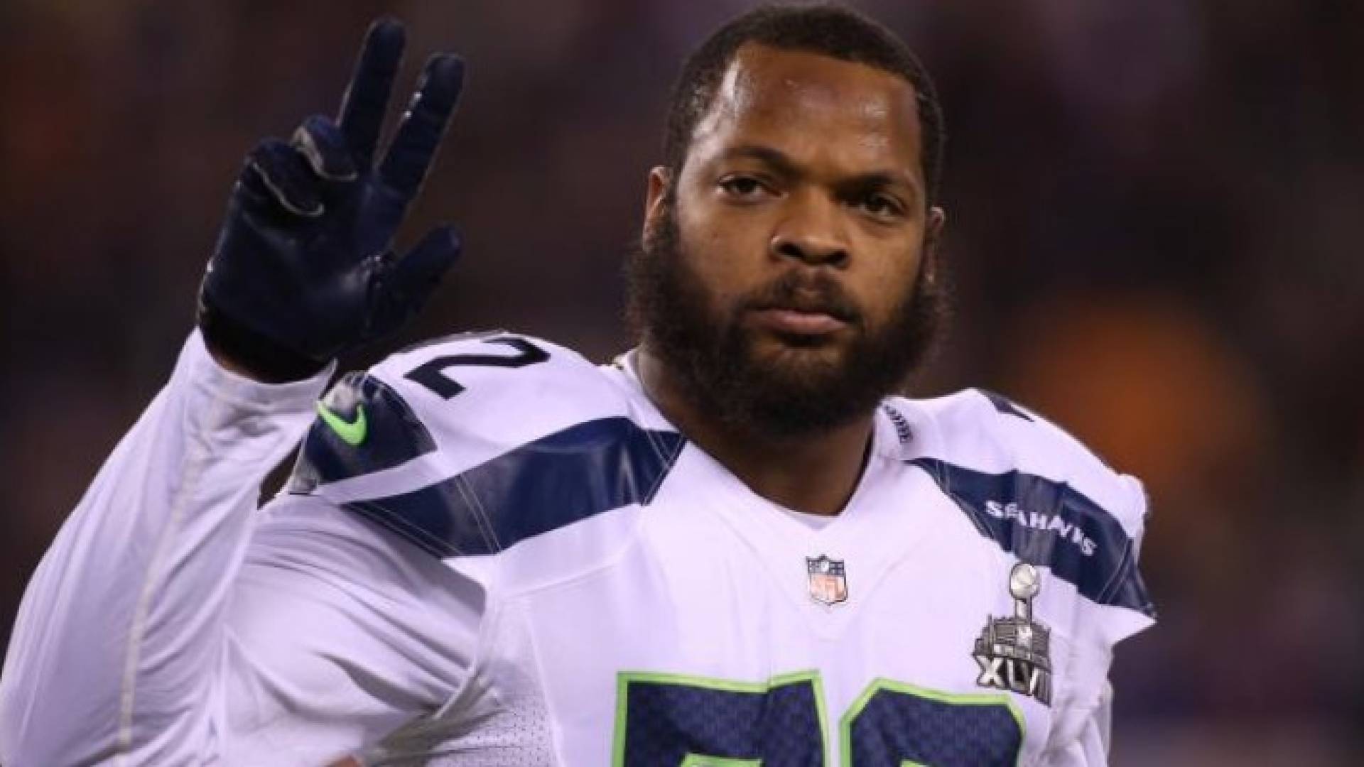  لاعب كرة القدم الأميركية المحترف مايكل بينيت