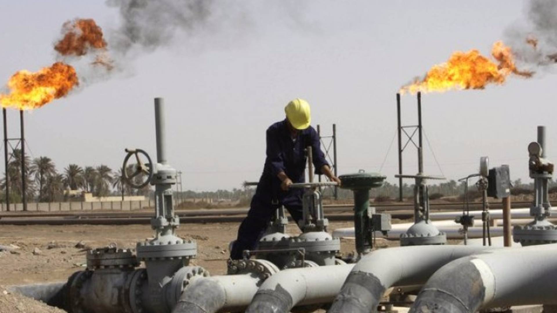 (أوبك) قد تمدد اتفاق خفض الإنتاج