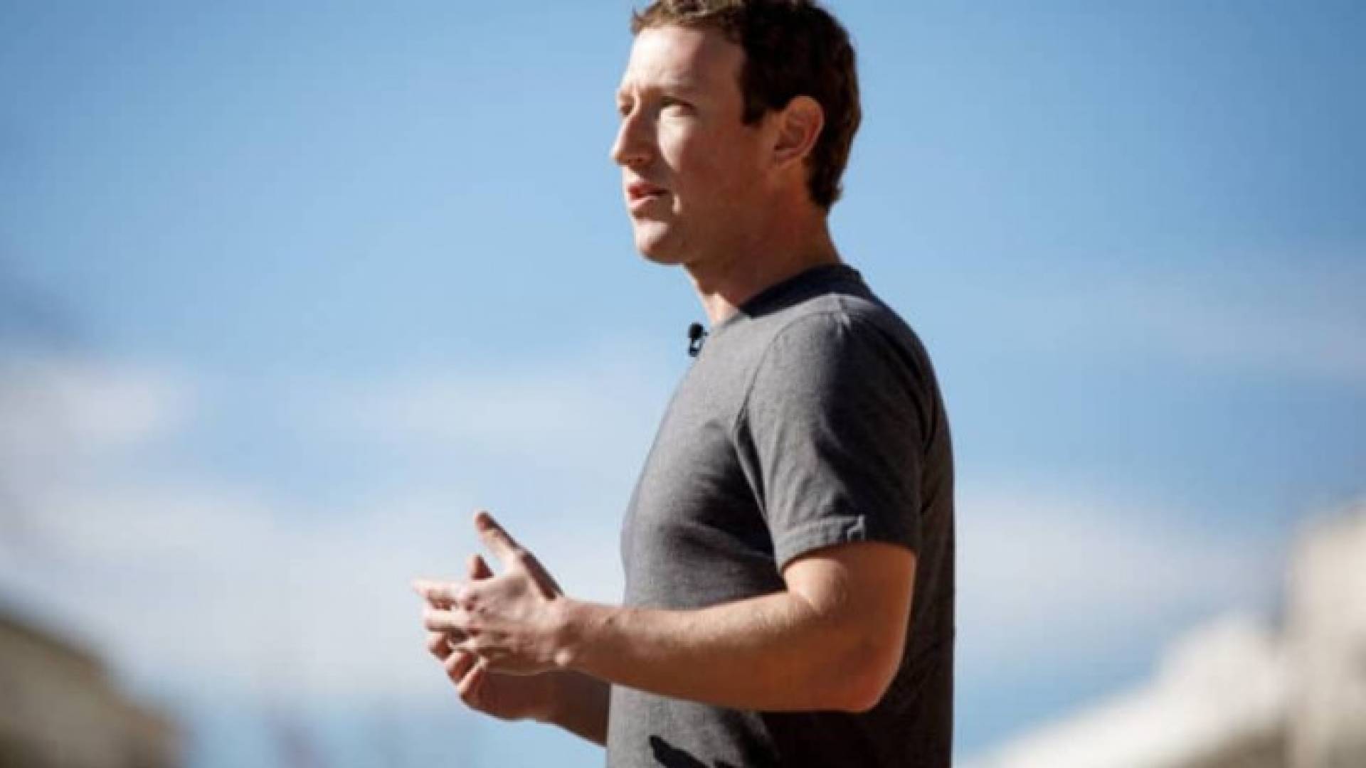  الرئيس التنفيذي لشركة فيس بوك