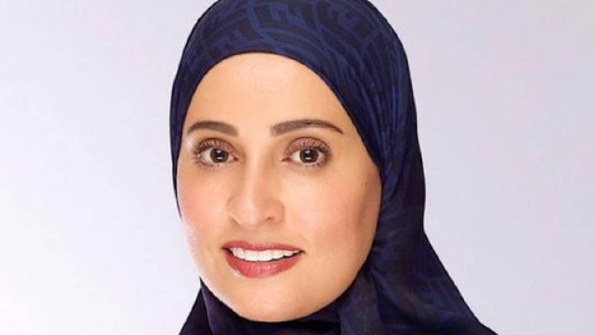 الإمارات استحدثت في آخر تعديل وزاري حقيبتين واحدة للسعادة وأخرى للتسامح