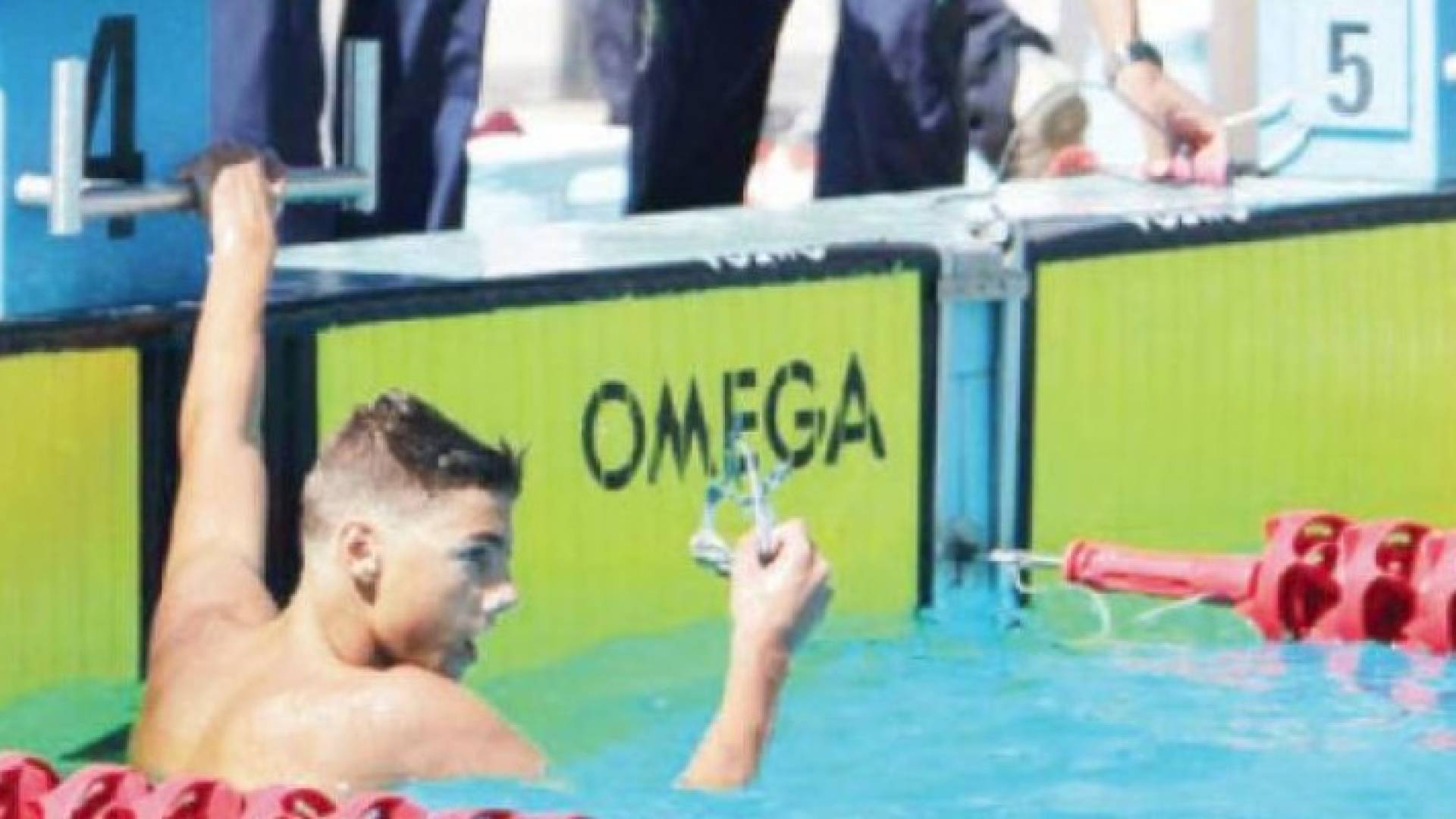 السباح الأولمبي خضر بقلة