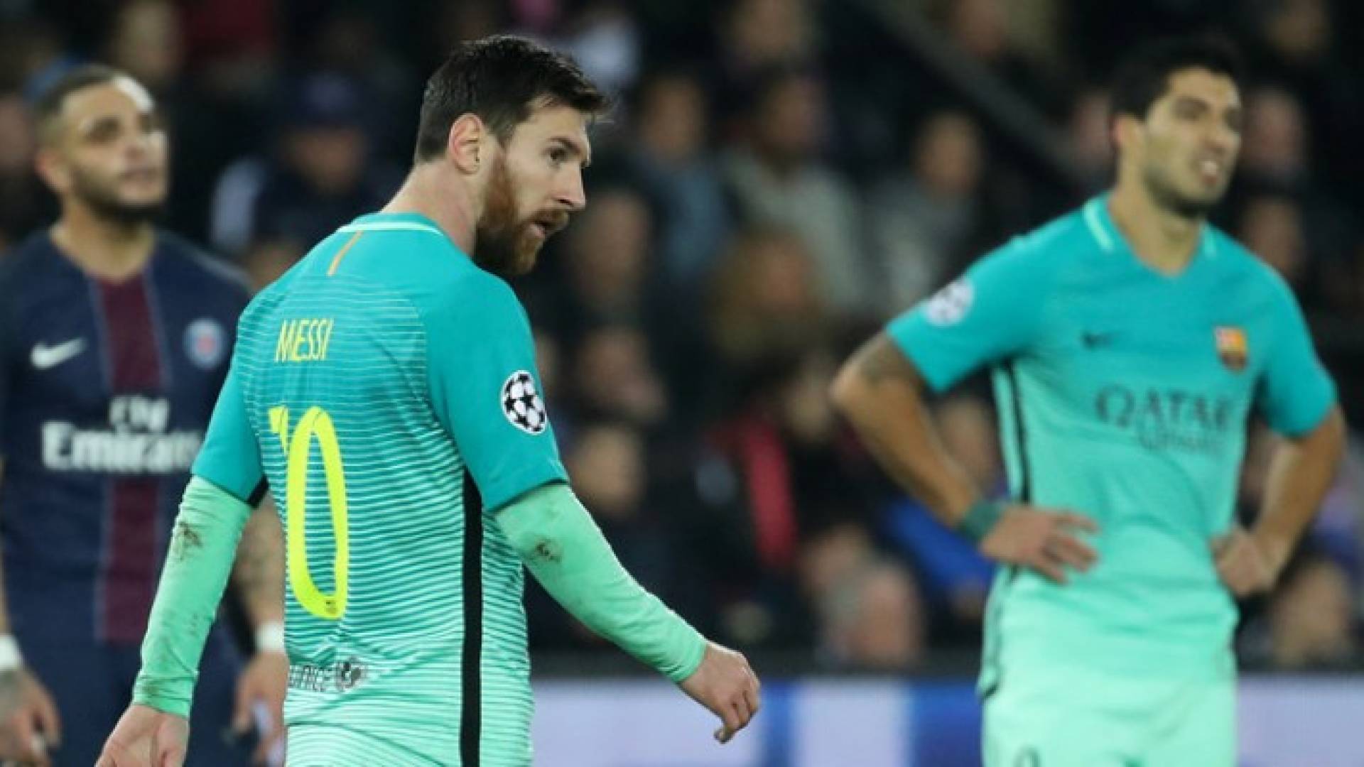 ميسي يشترط لتجديد عقده رحيل عدد من لاعبي البرسا 