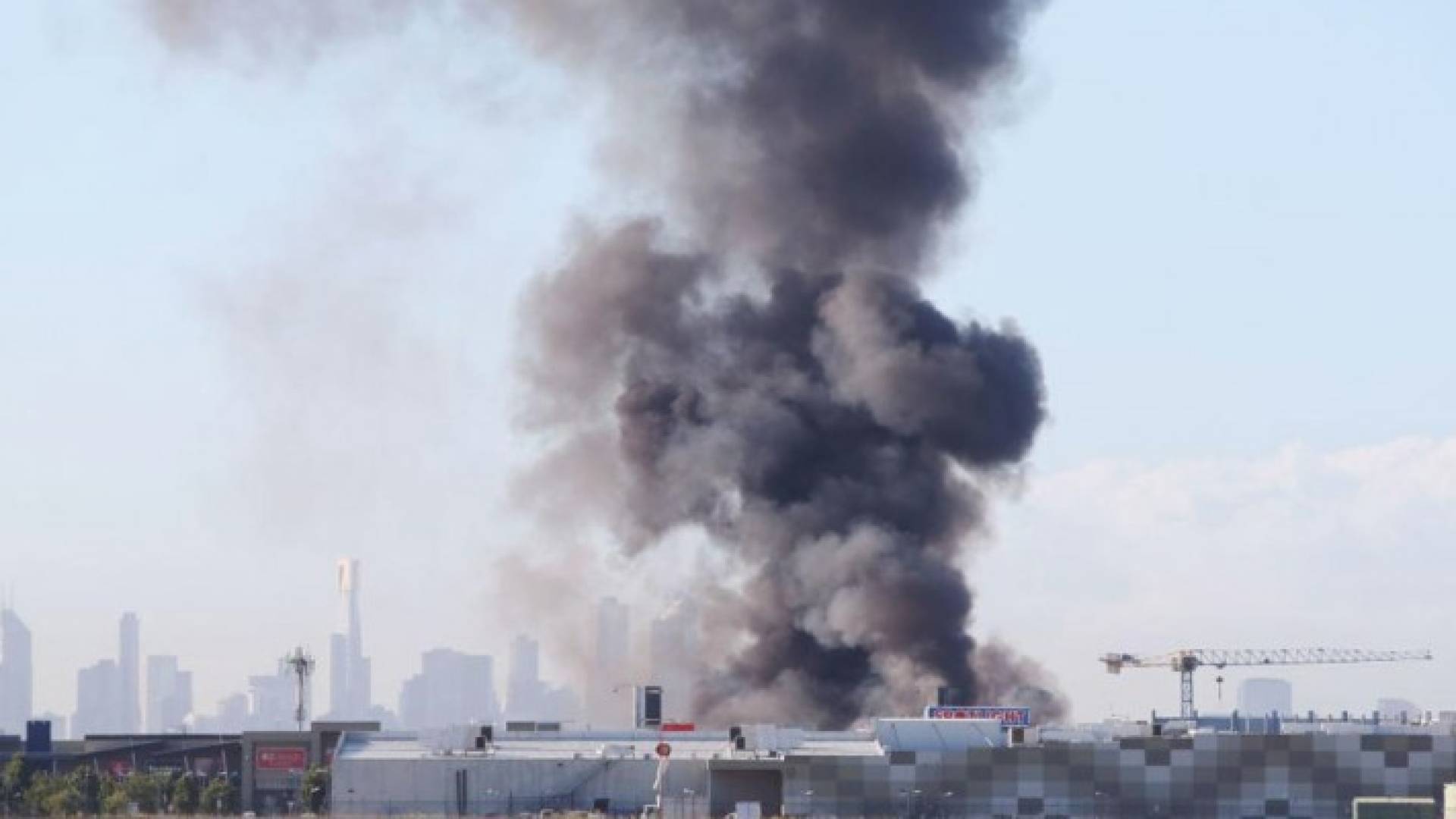 جانب من تحطم الطائرة