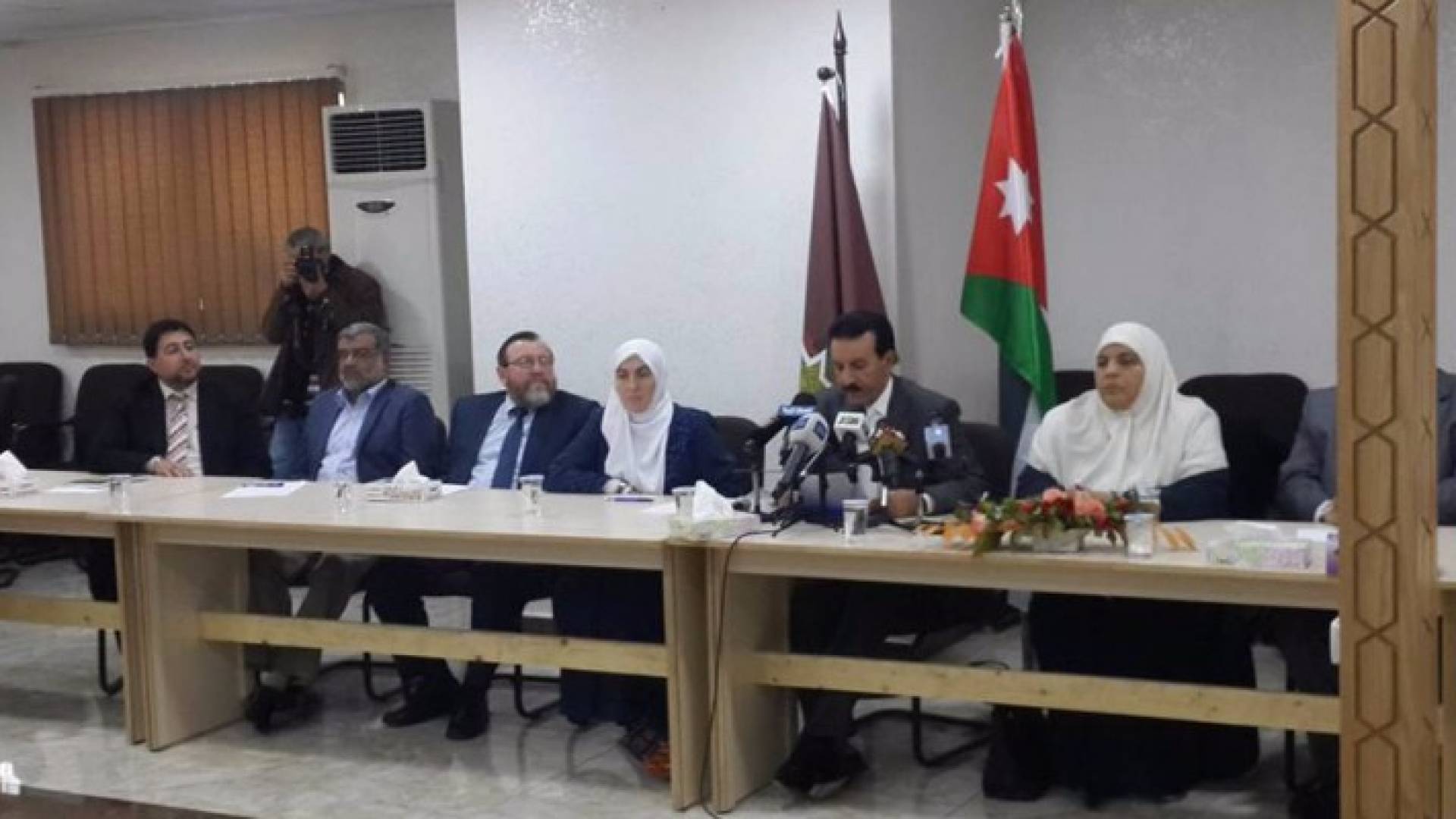 جانب من المؤتمر 