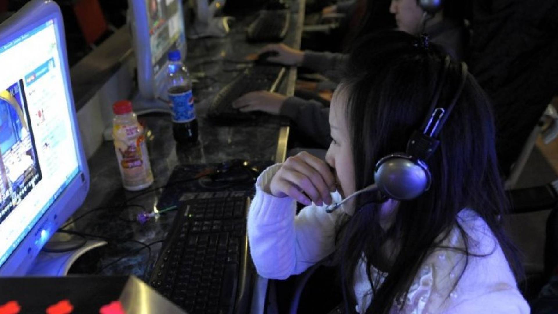  (بريسبكتف) ستراجع التعليقات التي تعتبر مؤذية