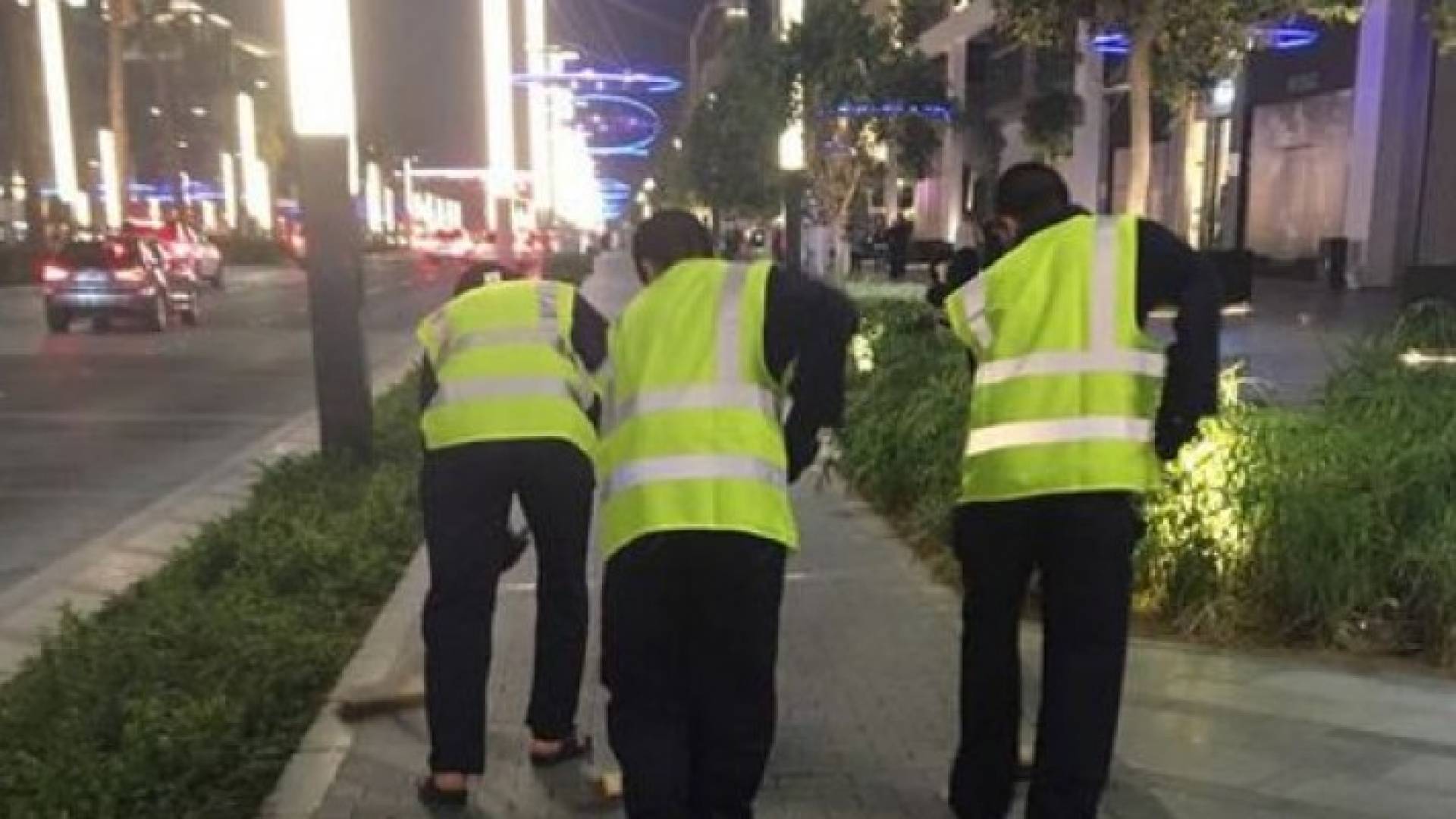 غسل الشوارع 4 ساعات يوميا عقوبة "التفحيط" في دبي