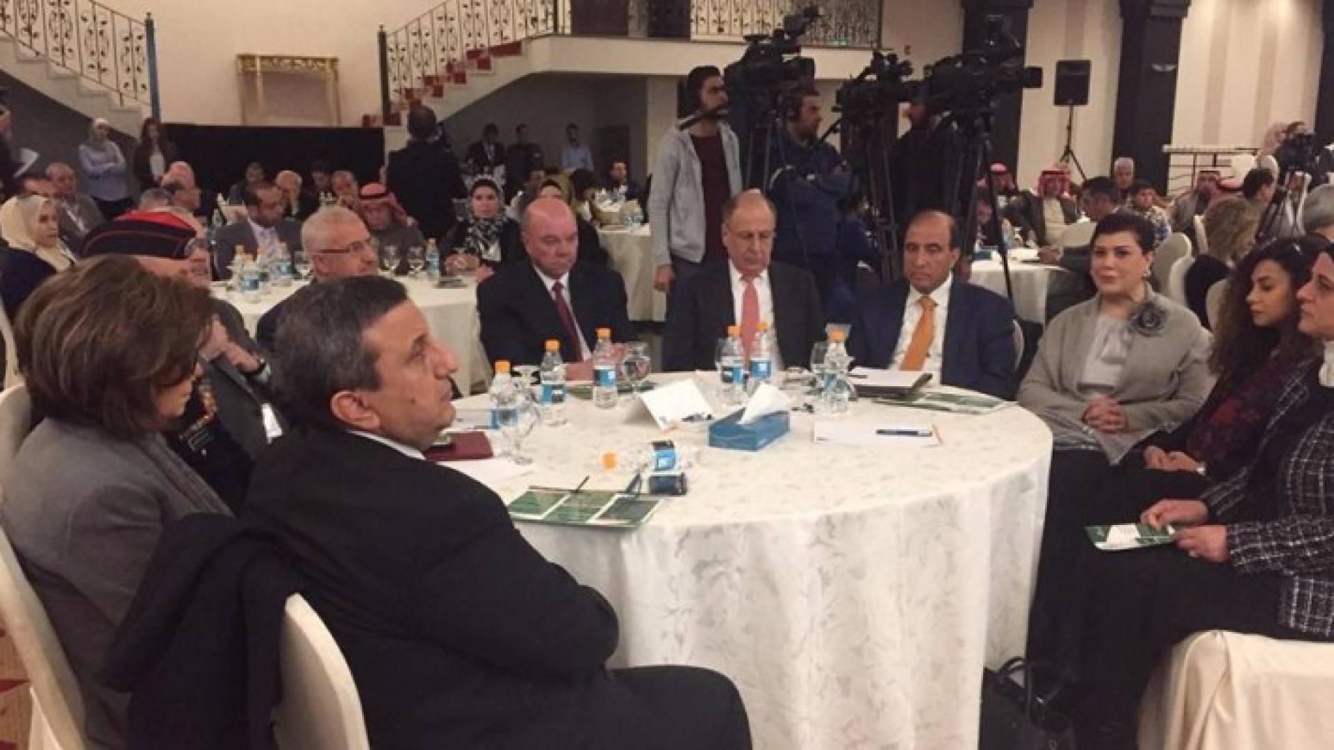 جانب من أعمال المؤتمر 