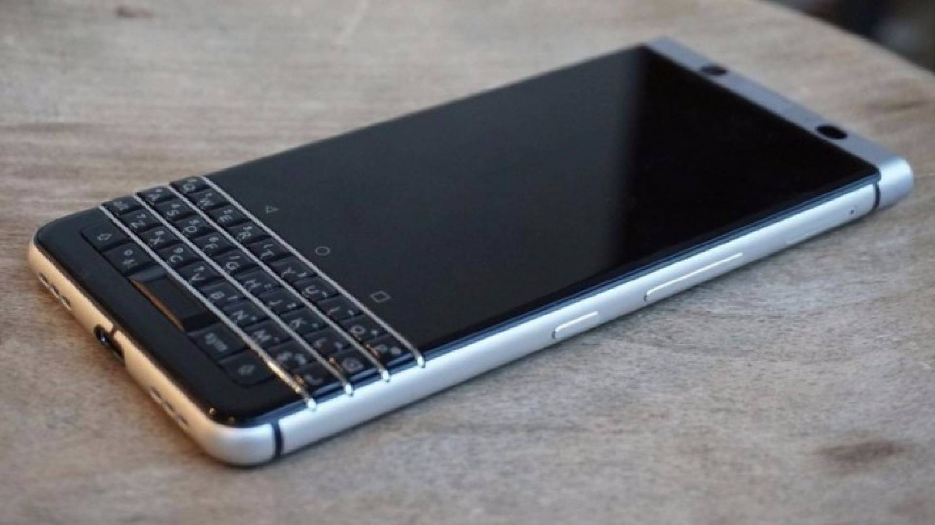 هاتف بلاكبيري الجديد