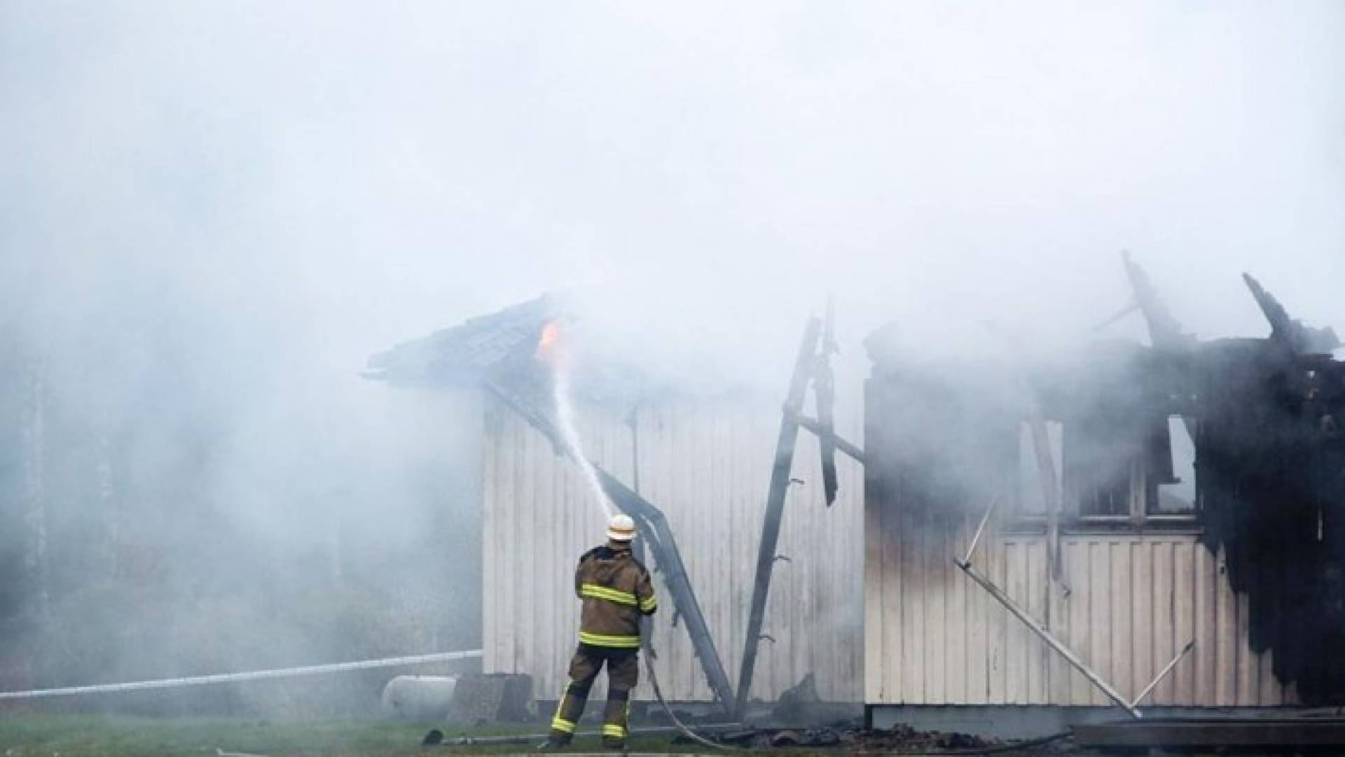 حريق سابق لأحد مراكز اللجوء في السويد (أرشيفية)