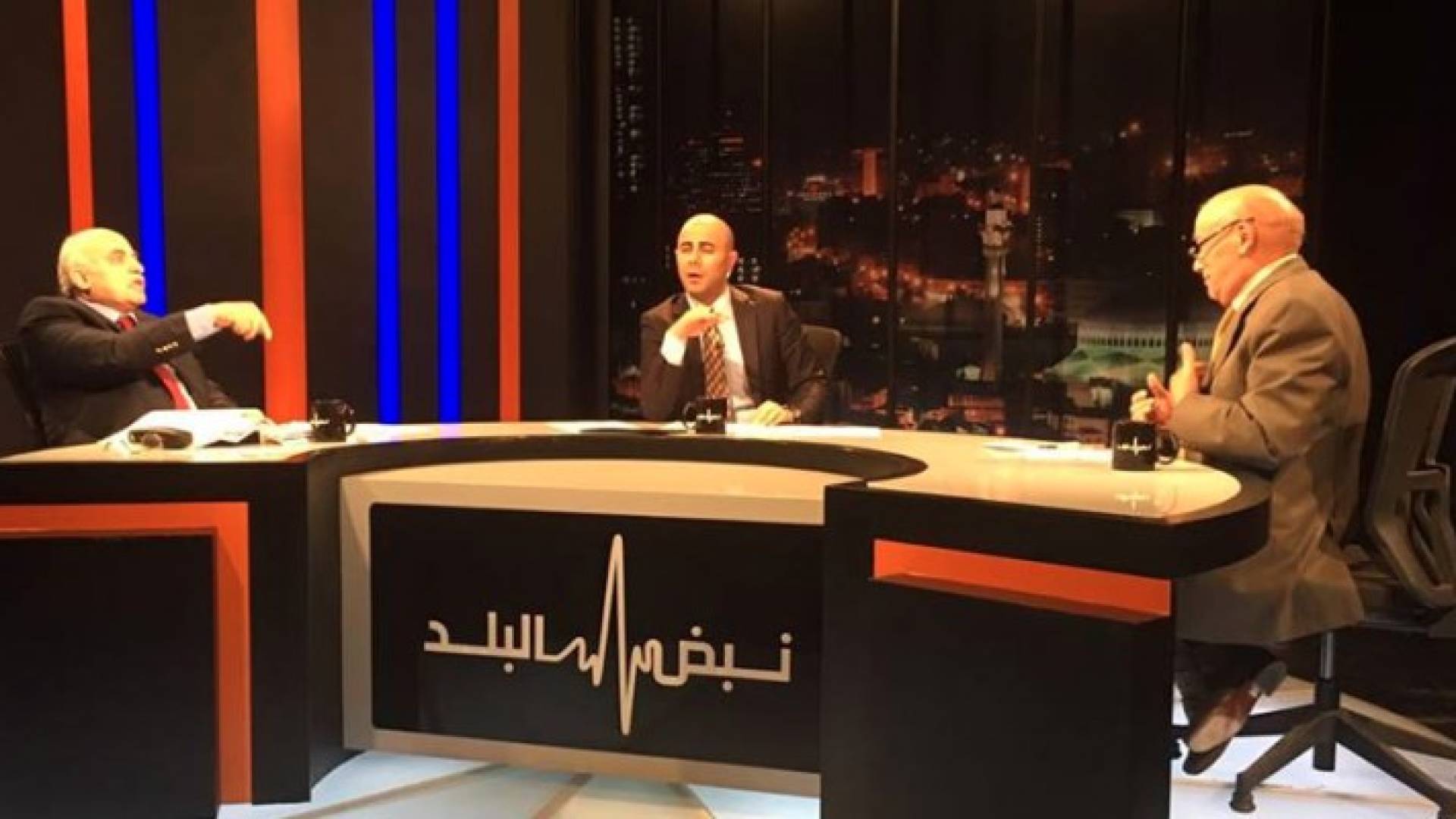 من الحلقة