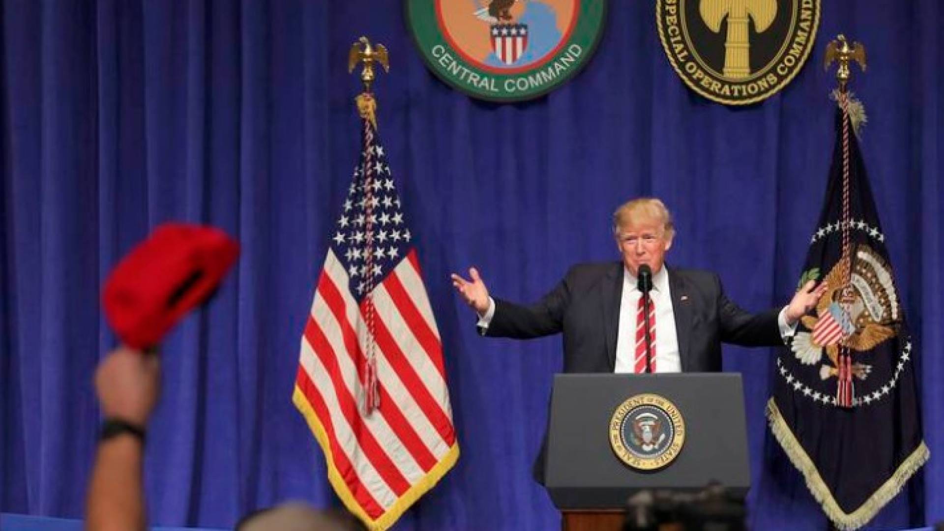 الرئيس الامريكي دونالد ترامب 