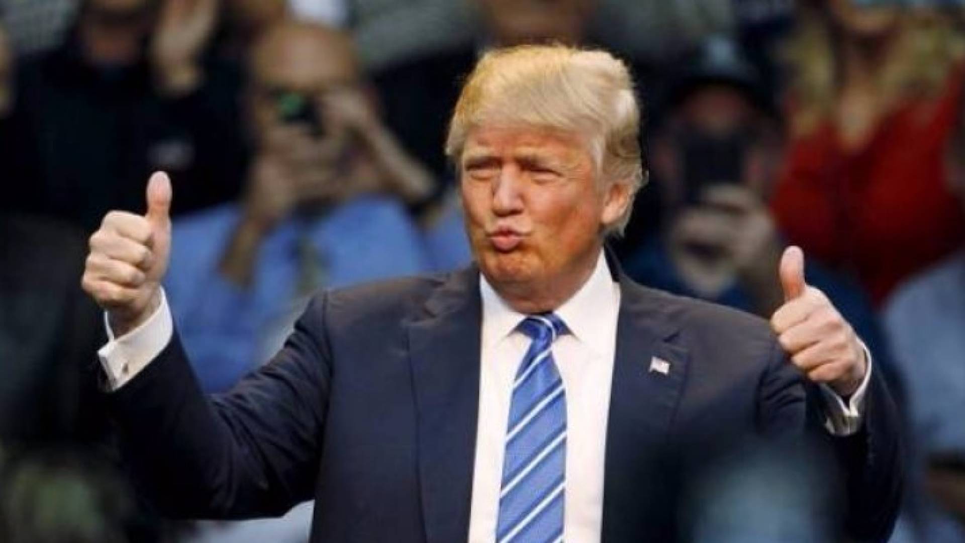 الرئيس الامريكي دونالد ترامب 