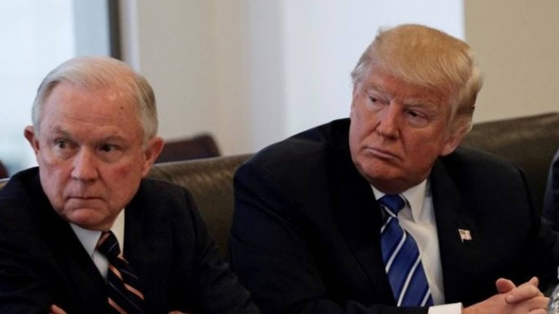 ترامب وسيشينز