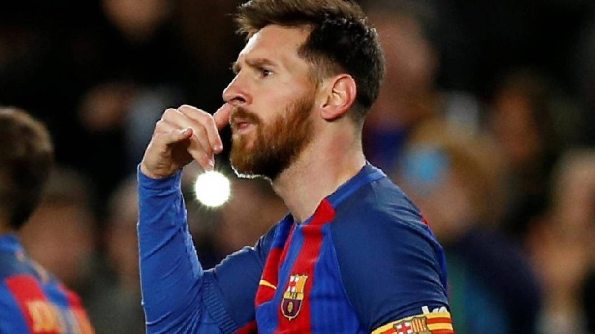  حركة "الهاتف" التي أثارت التكهنات