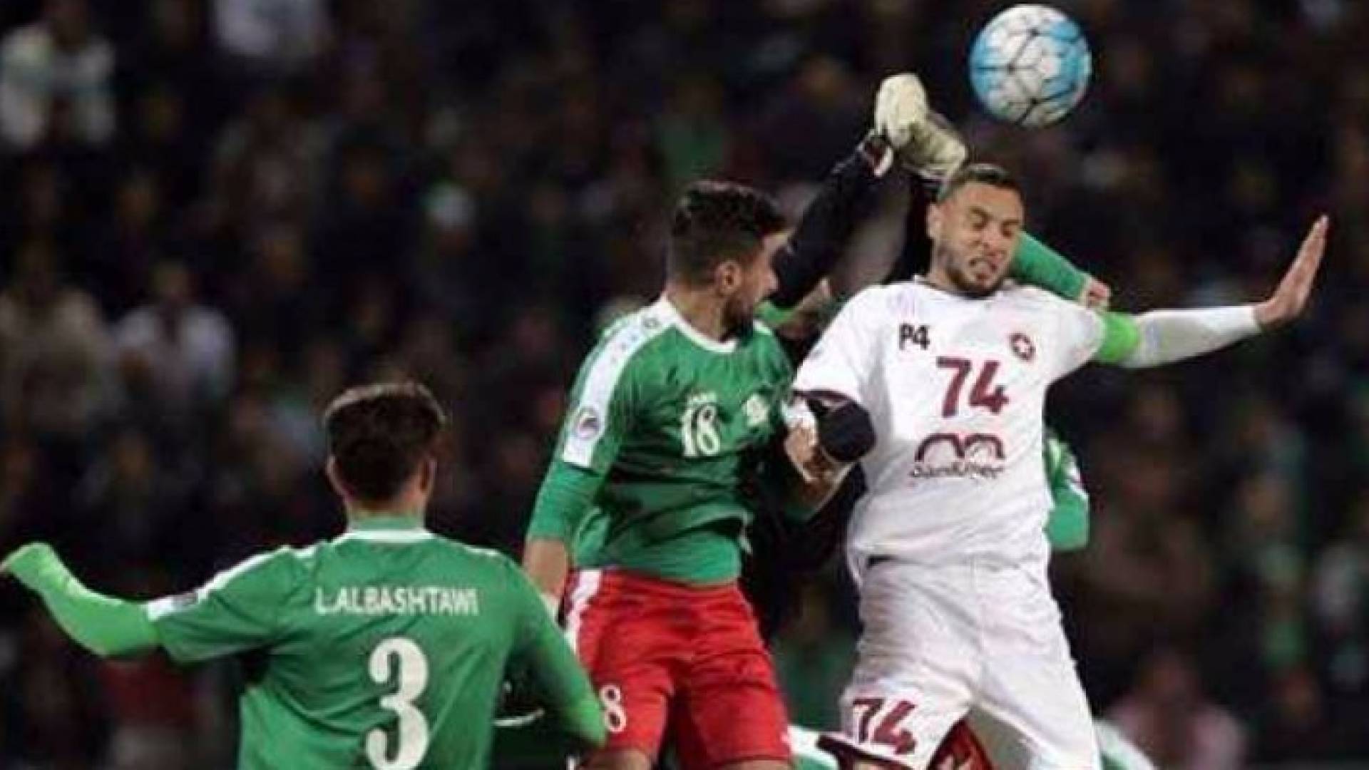 جانب من مباراة الوحدات والنجمة اللبناني