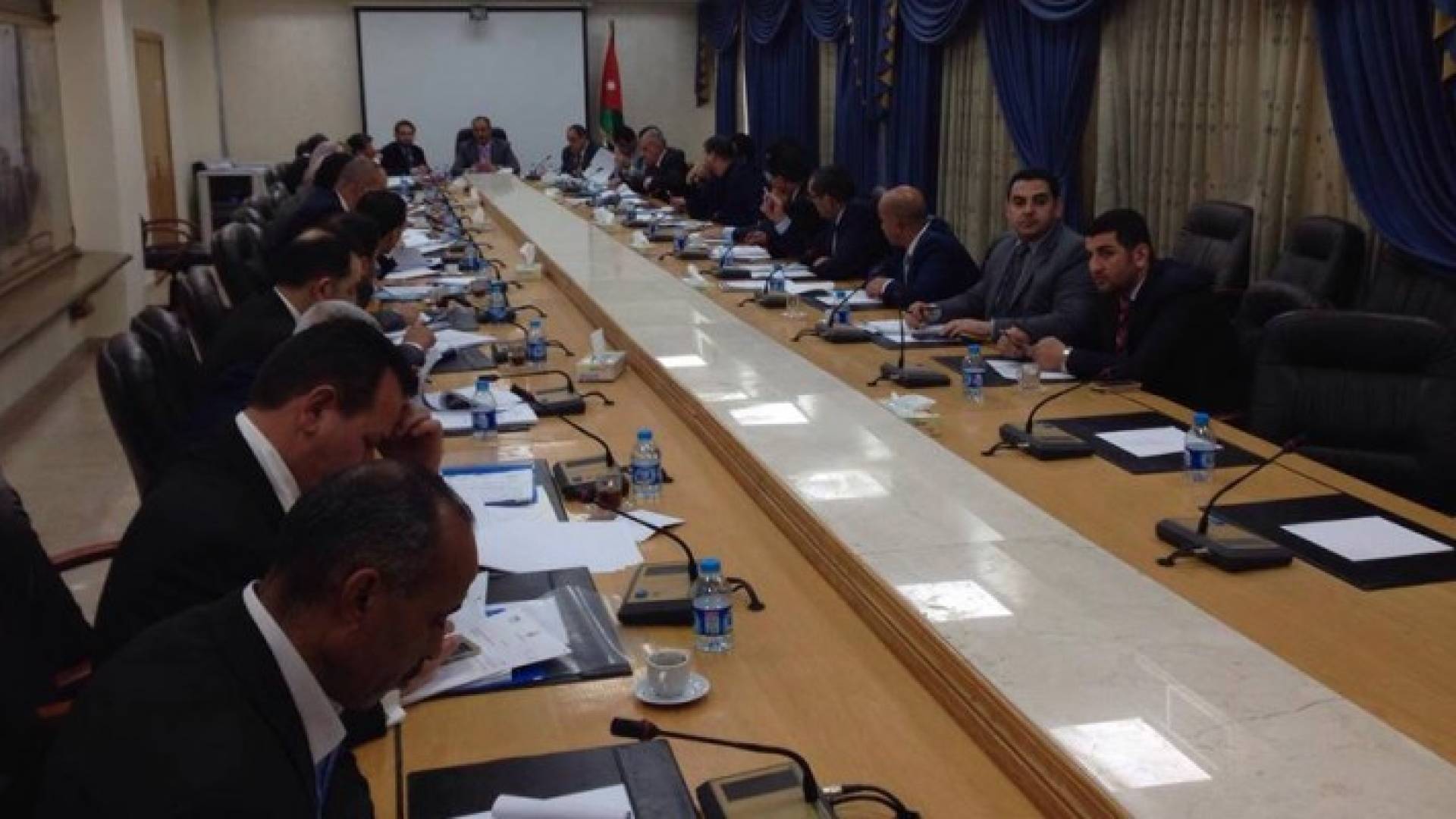 اللجنة النيابية المشتركة "القانونية والعمل"