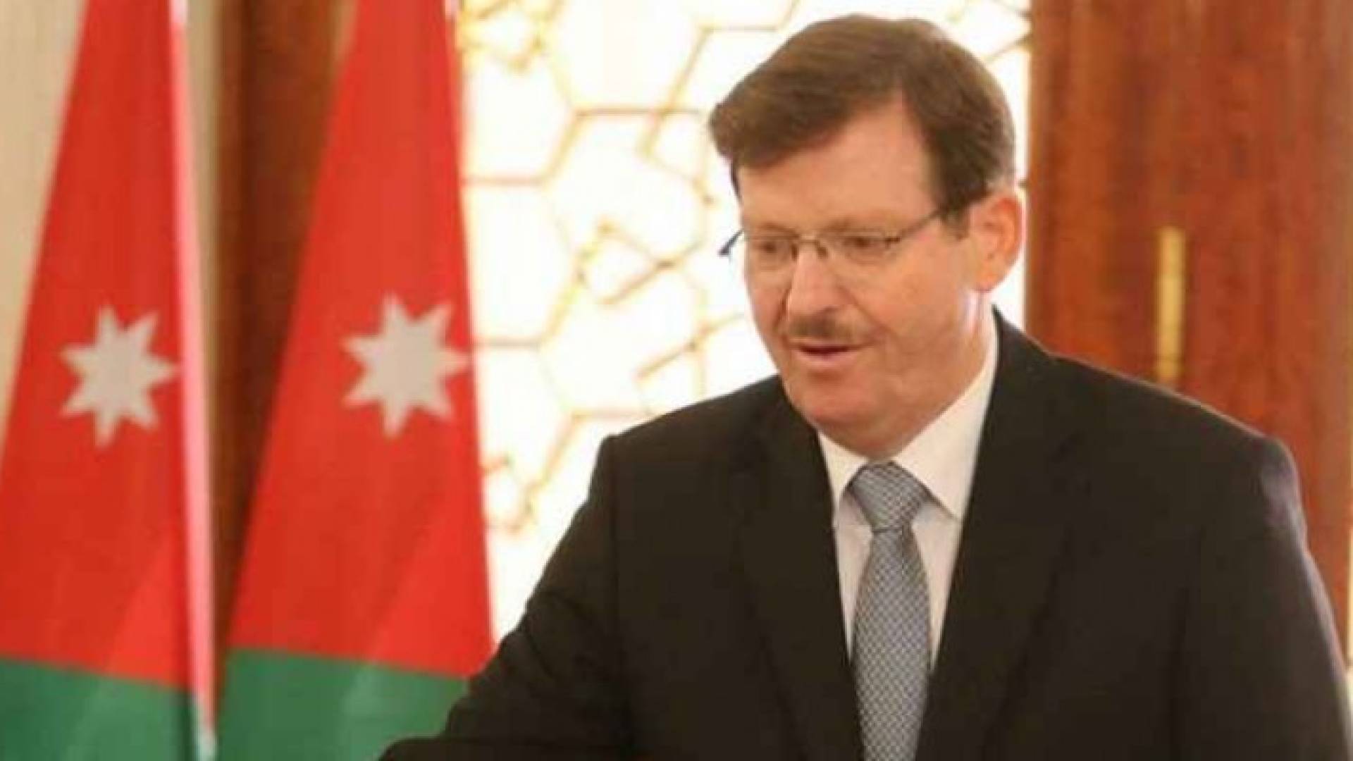 وزير الصحة الدكتور محمود الشياب