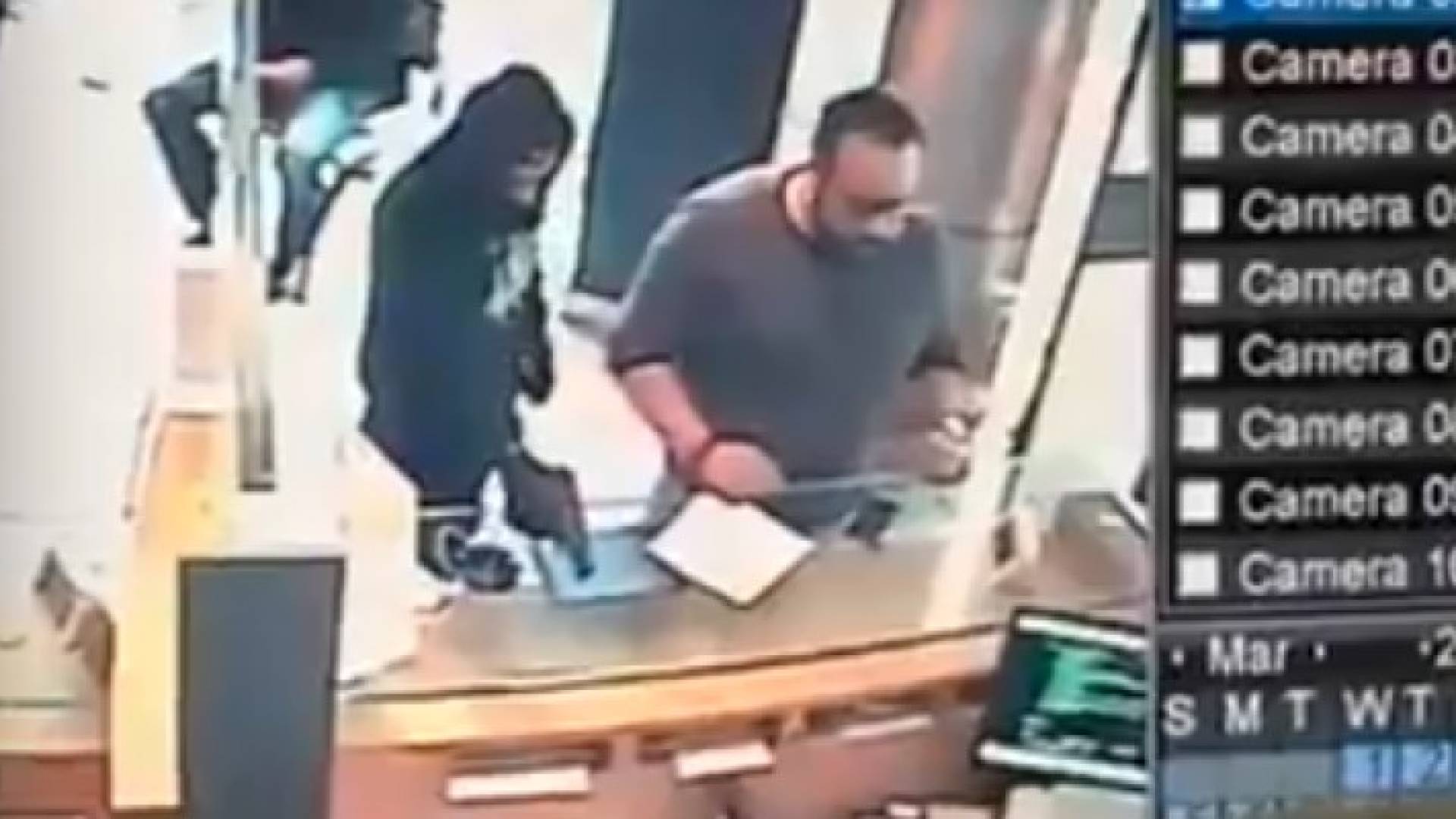 صورة من الفيديو 