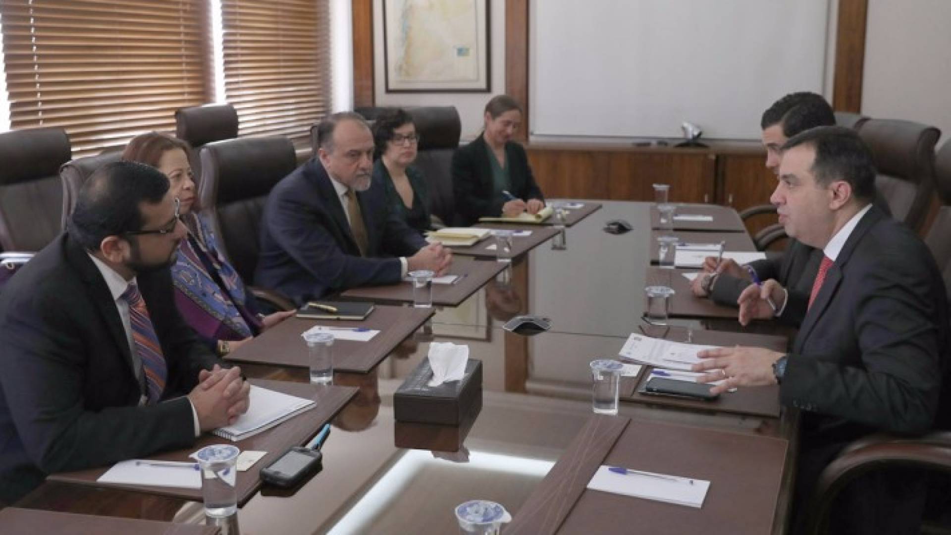 جانب من الاجتماع 