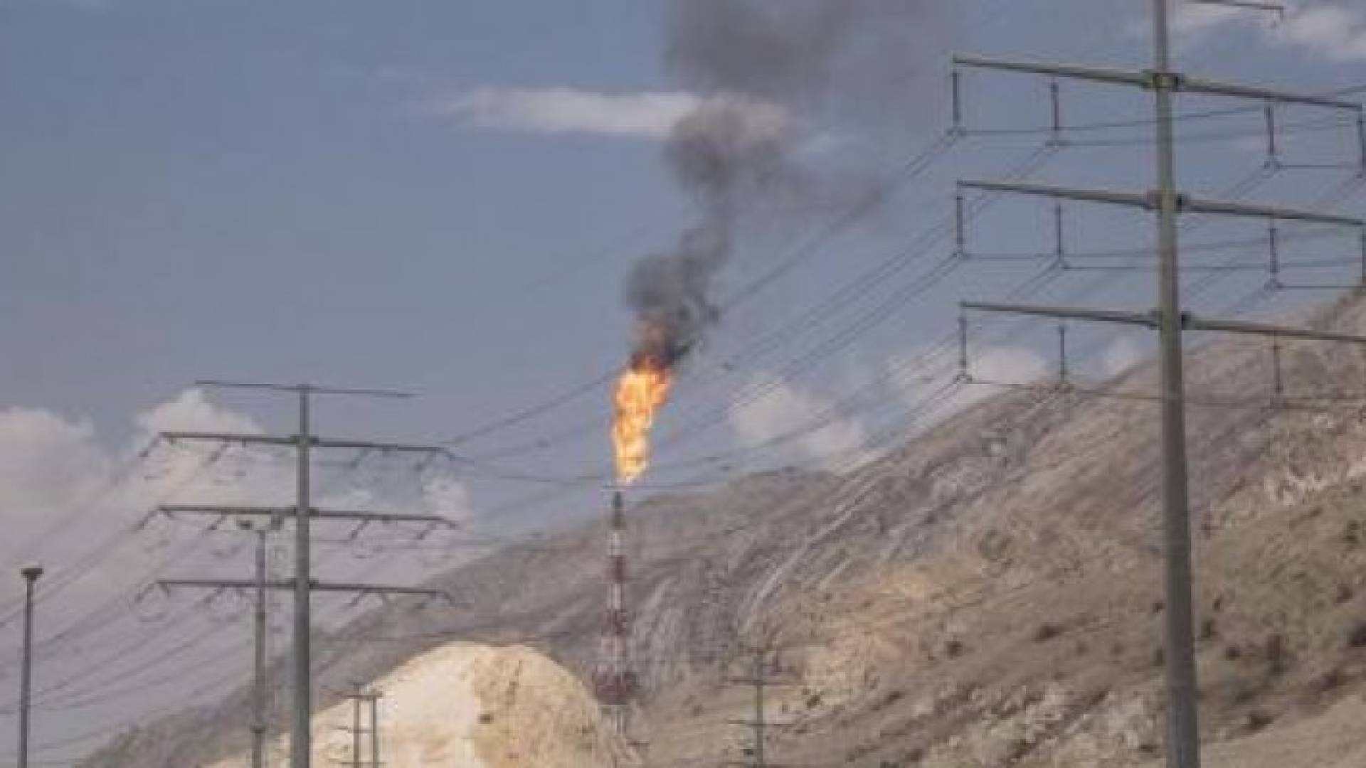 شعلة غاز في حقل بارس الجنوبي للغاز في إيران - رويترز