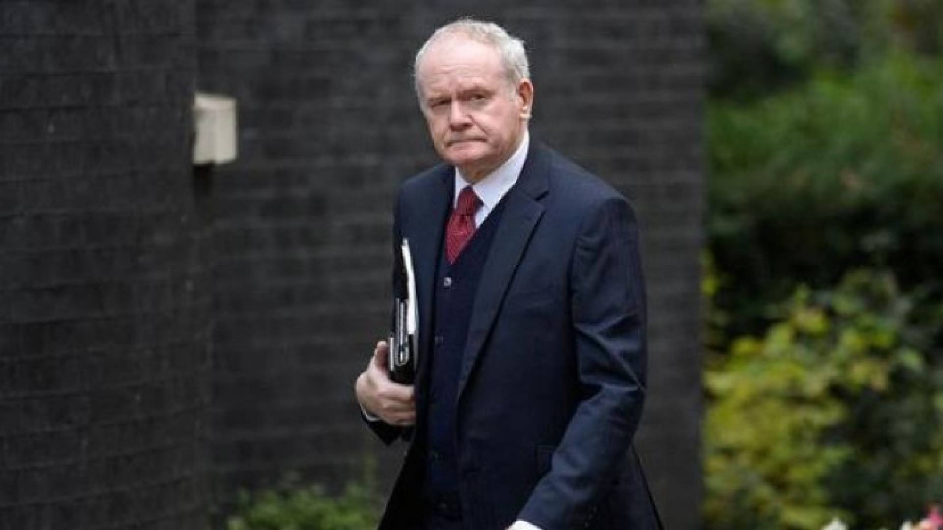 رئيس الوزراء ايرلندا الشمالية السابق مارتن ماكغينيس