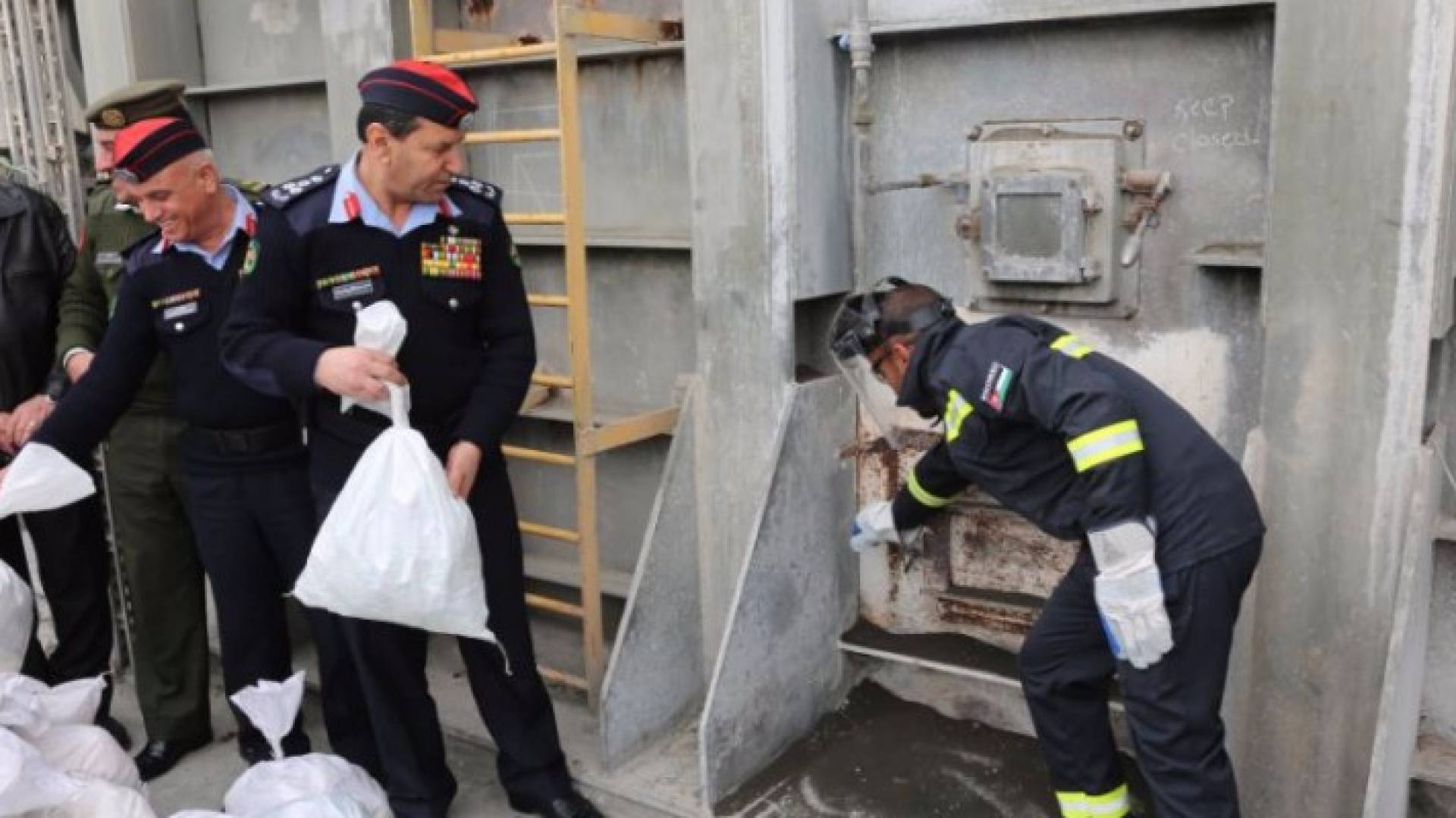 جانب من عمليات الإتلاف 