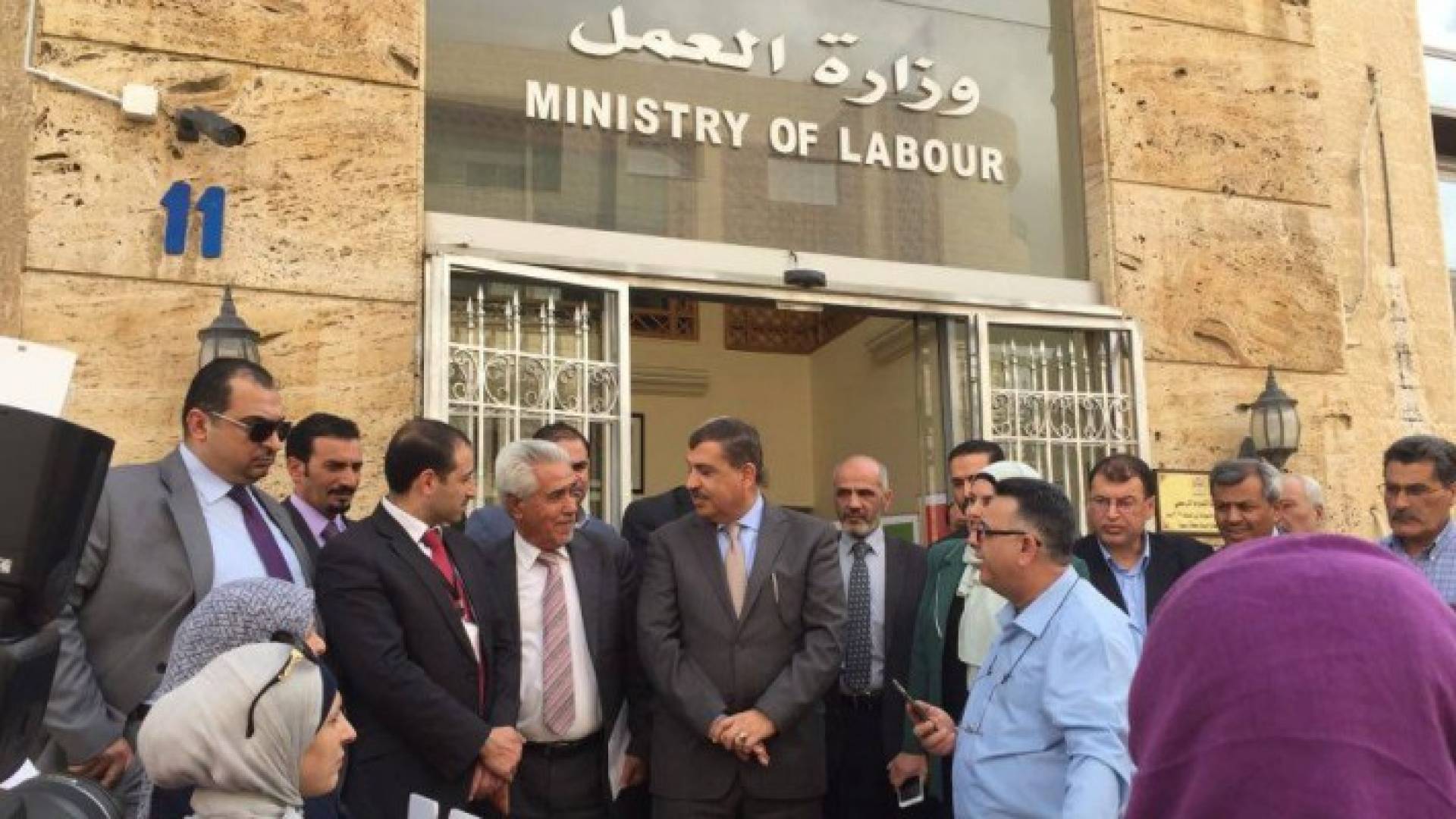 صورة من الحملة