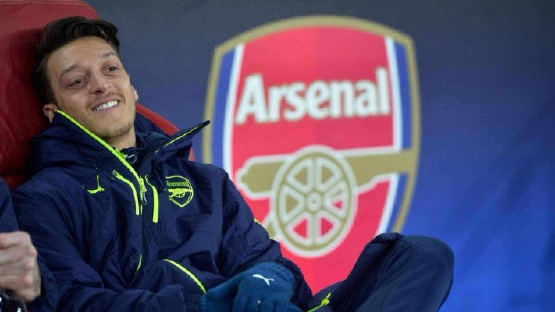 لاعب خط الوسط الألماني مسعود أوزيل