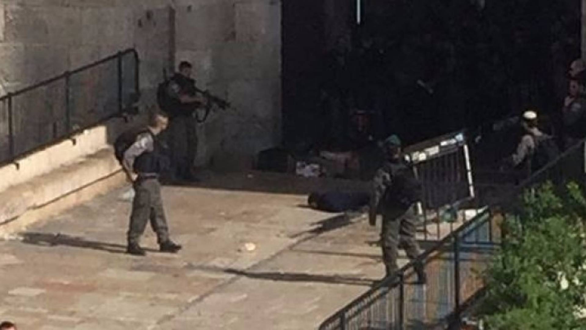 اصابة فتاة بنيران الاحتلال في القدس المحتلة 