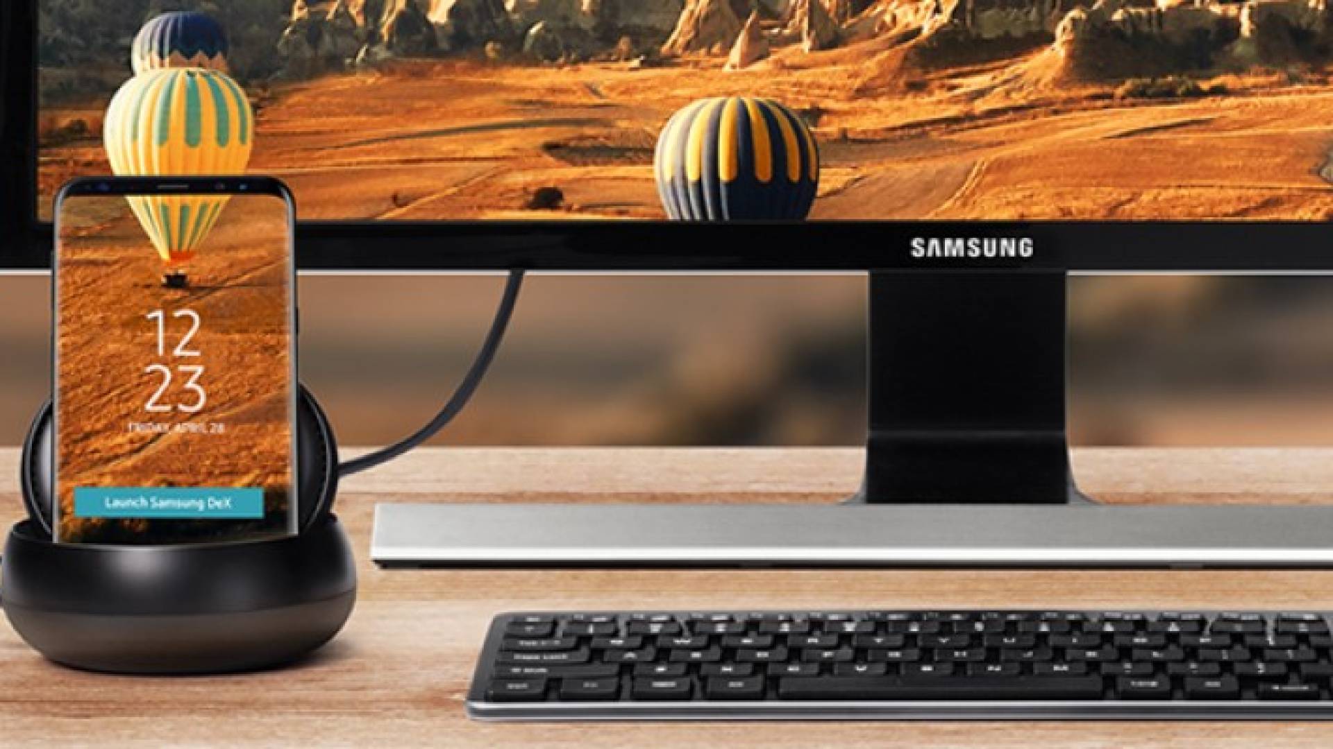 سامسونج تكشف عن حامل يحول واجهة جالاكسي إس 8 إلى نظام تشغيل على الكمبيوتر