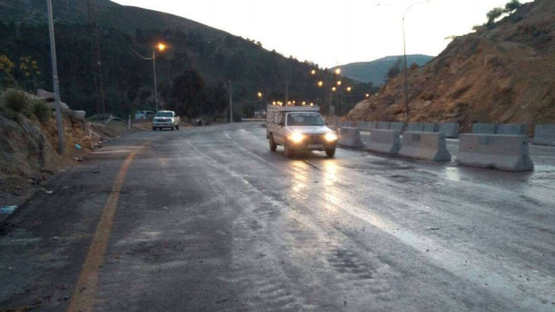 طريق اربد عمان