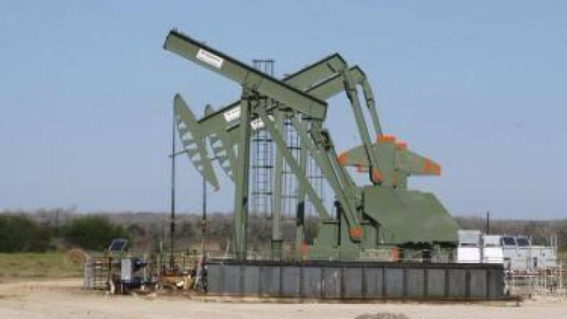 حقل نفط - أرشيفية 