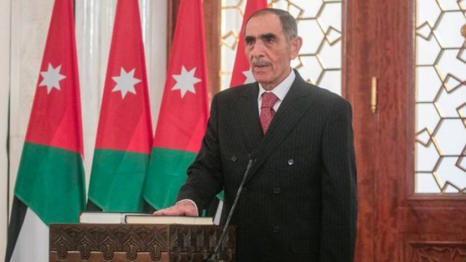 وزير الداخلية غالب الزعبي