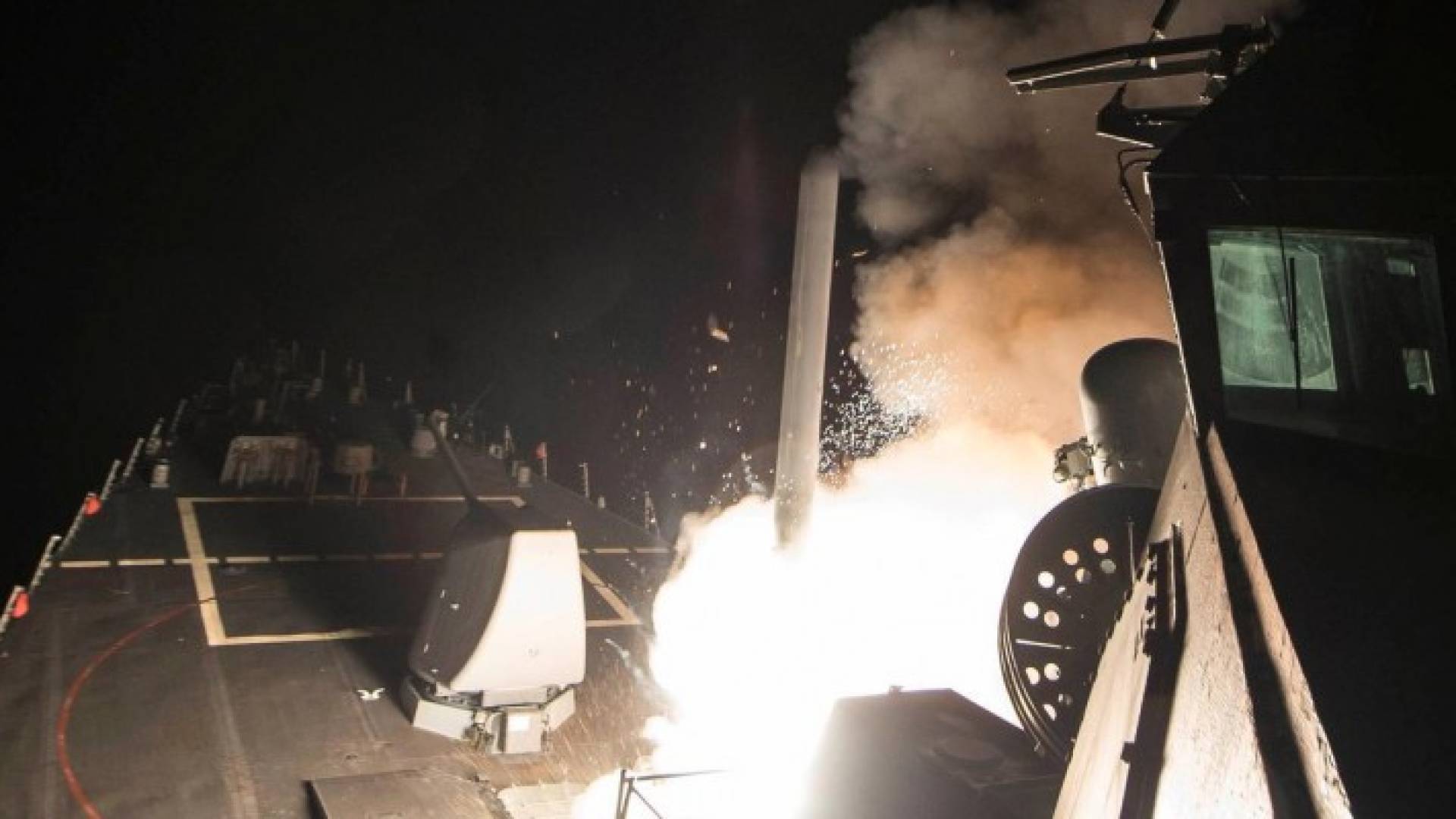 صور لإطلاق الصواريخ